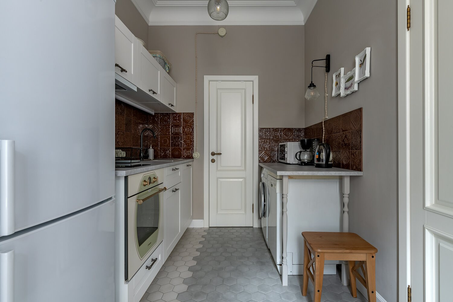 Просто фото: Кухня в две линии