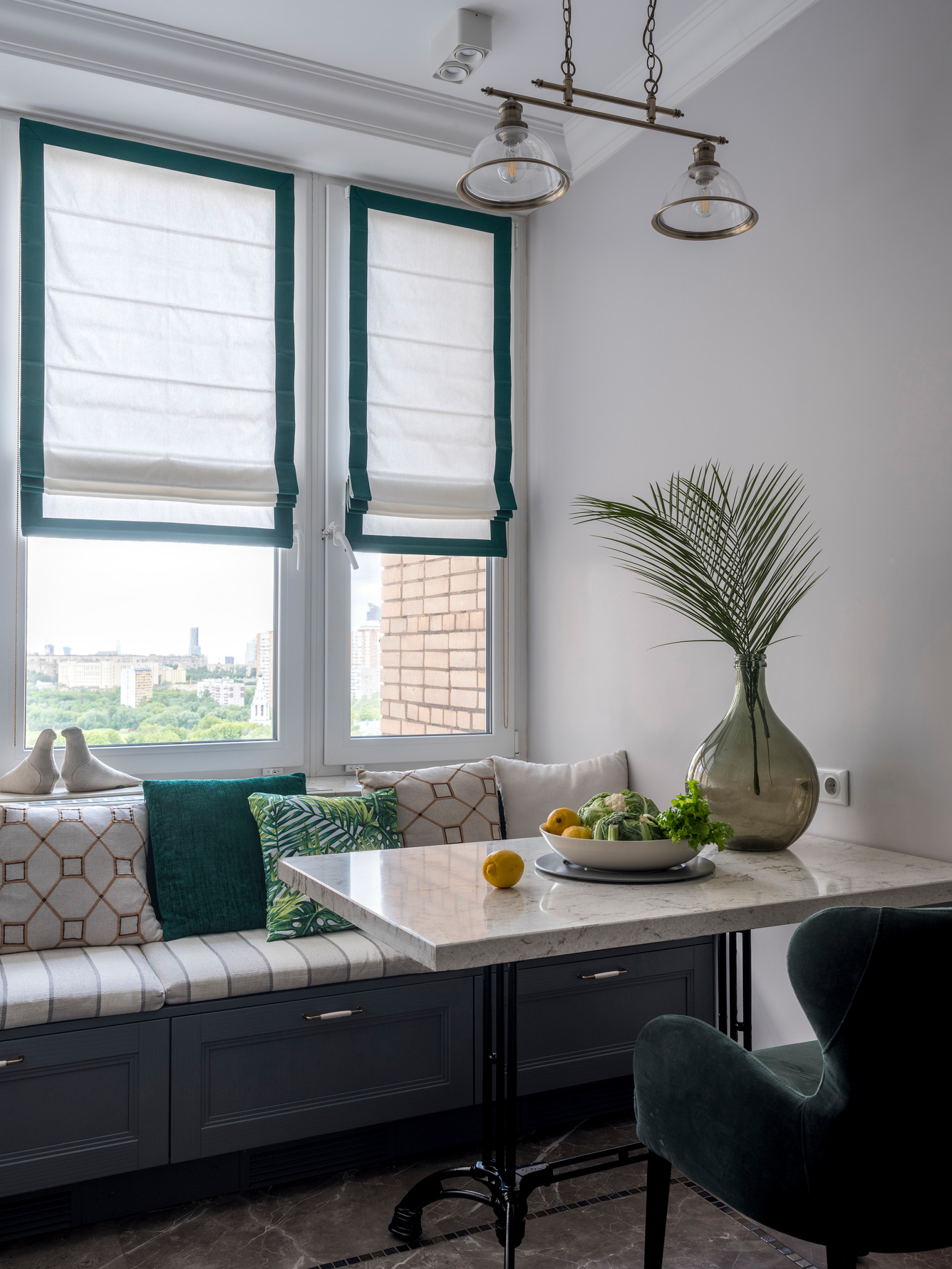 Проблема и решение: Выбор дивана для кухни — что учесть