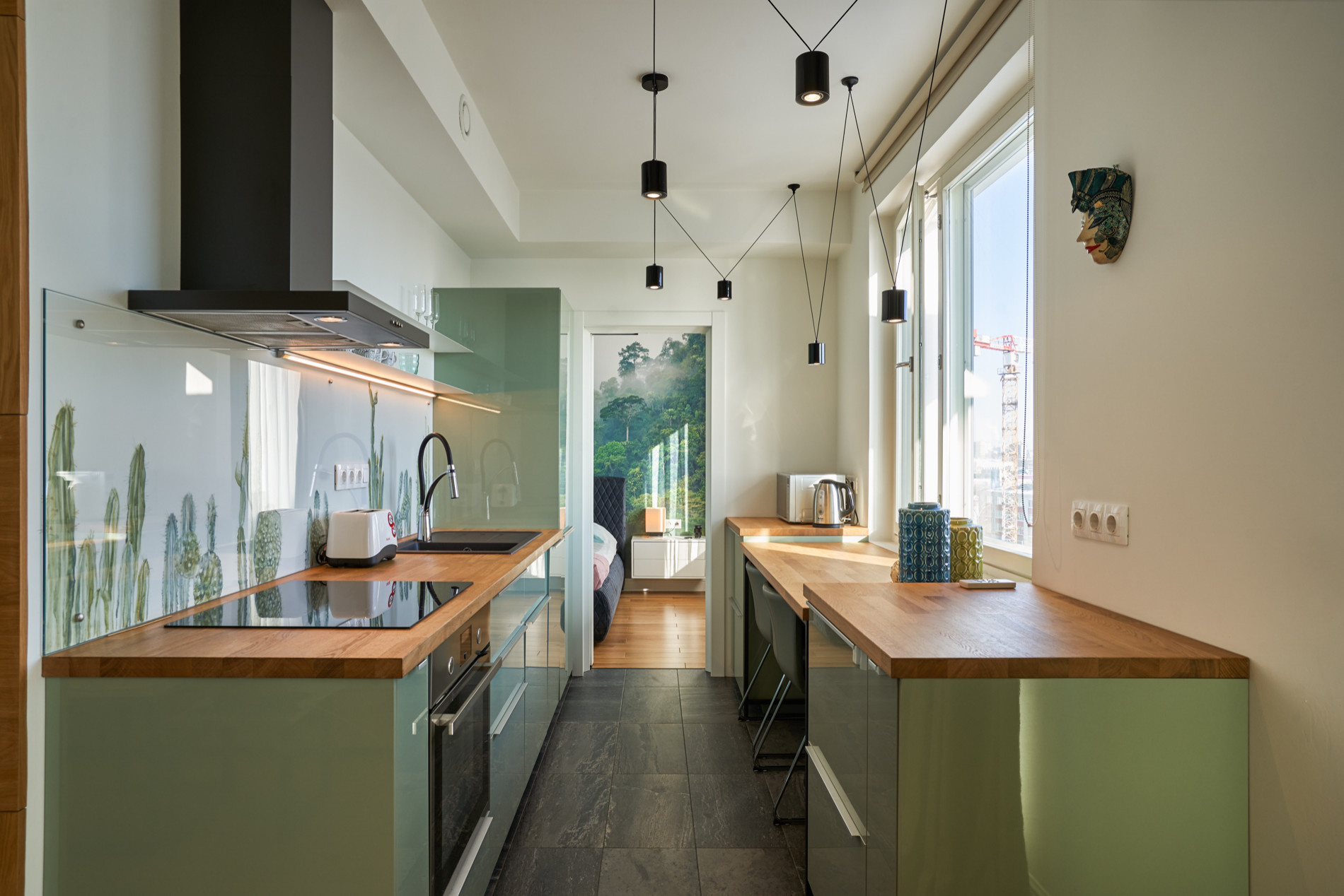 Просто фото: Кухня в две линии