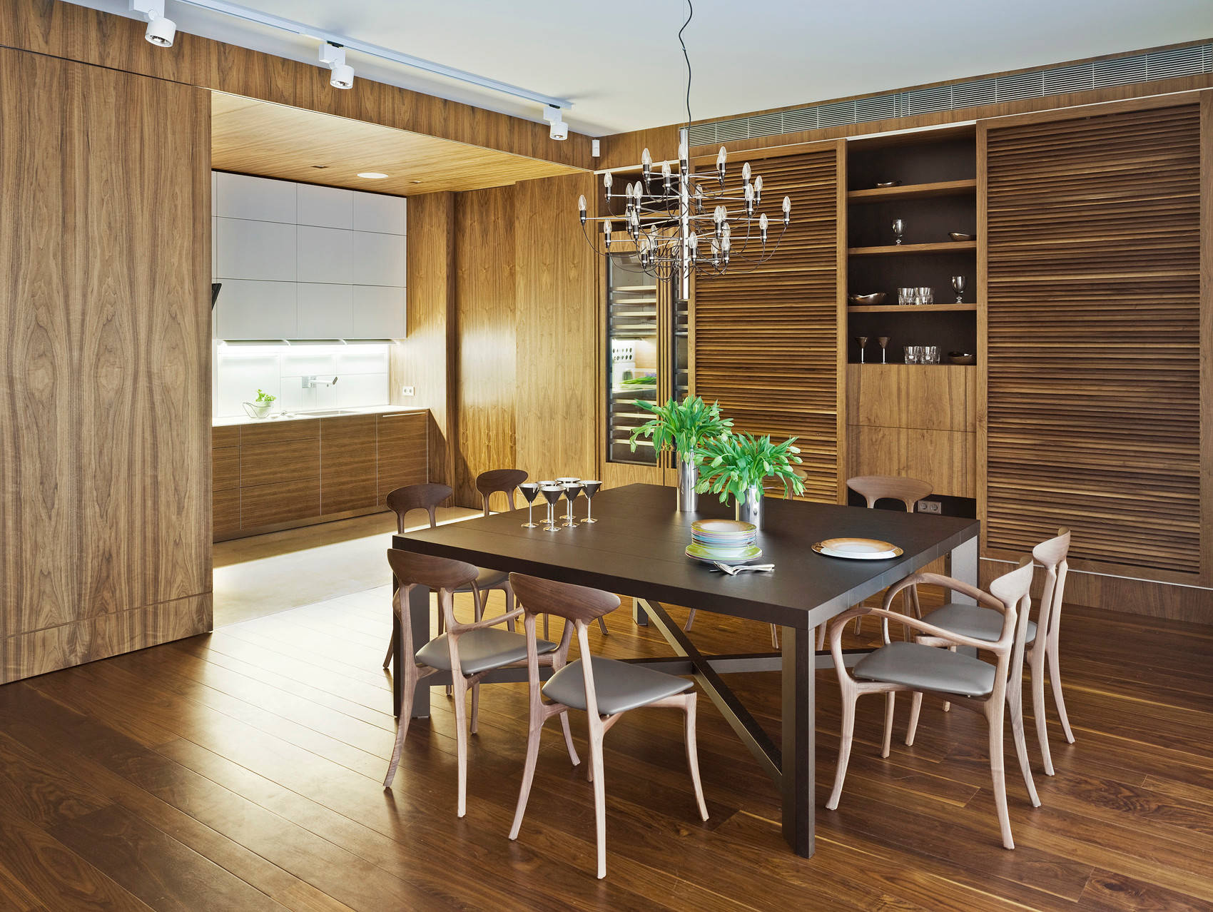 Есть решение: 3 варианта кухни в нише