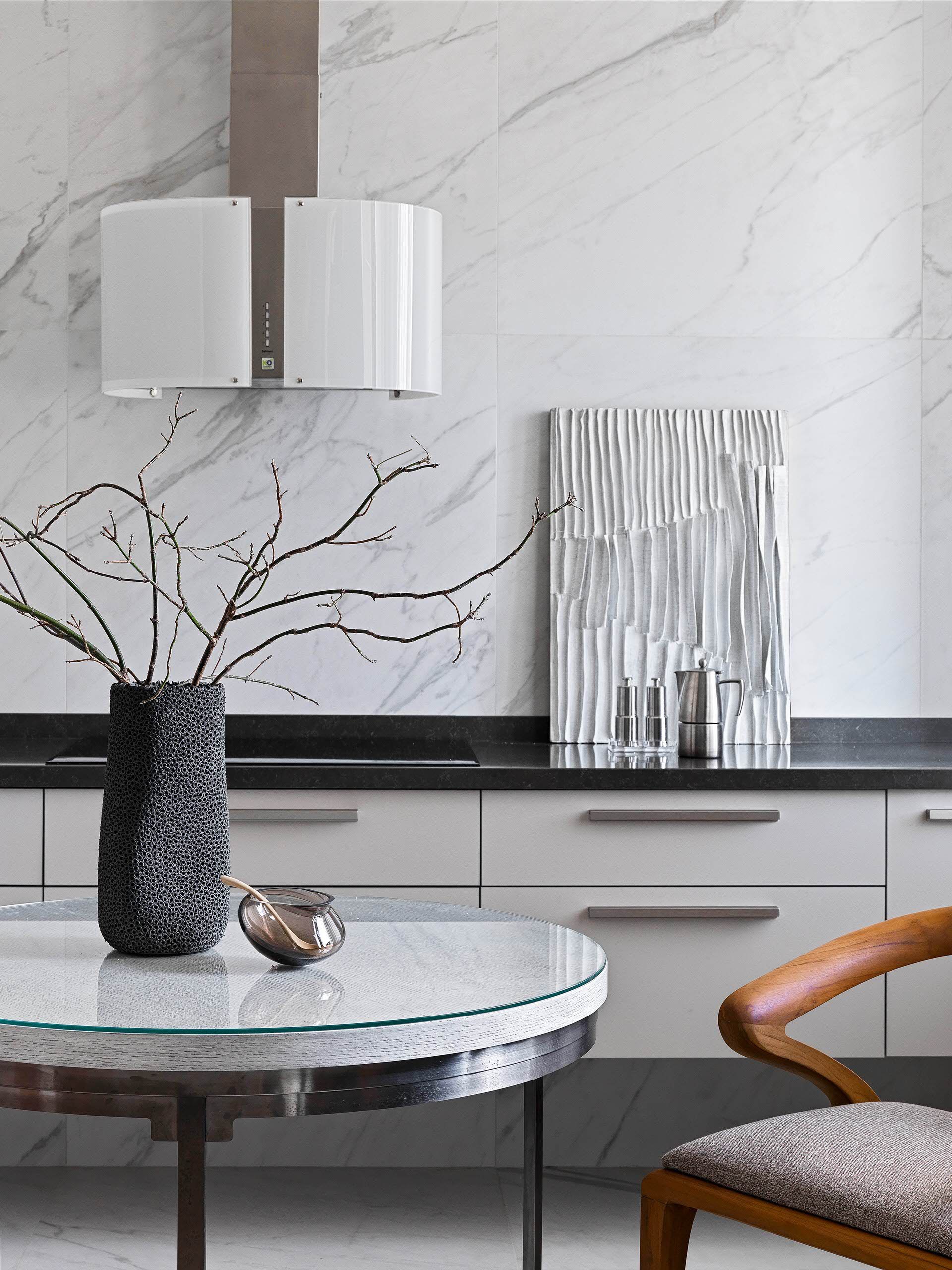 Houzz тур: Квартира с мозаикой из здания ЗИЛа