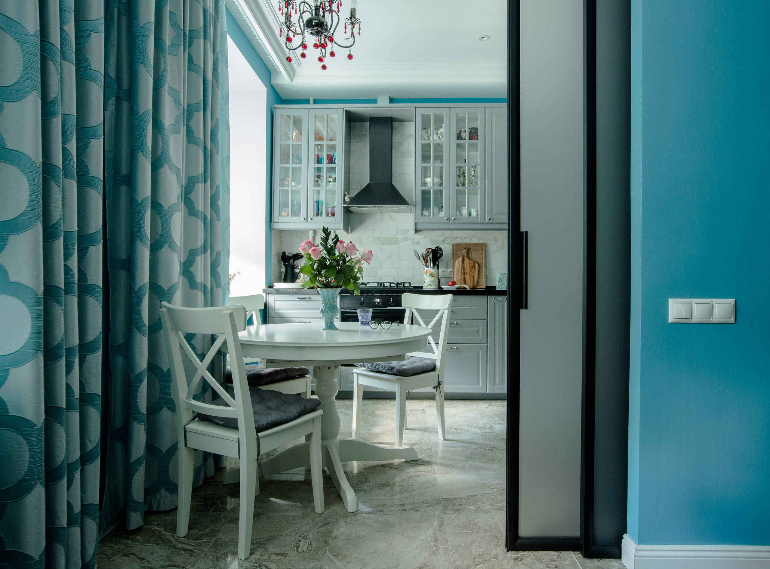 Просто фото: Дизайн кухни 7 кв.м — 23 решения