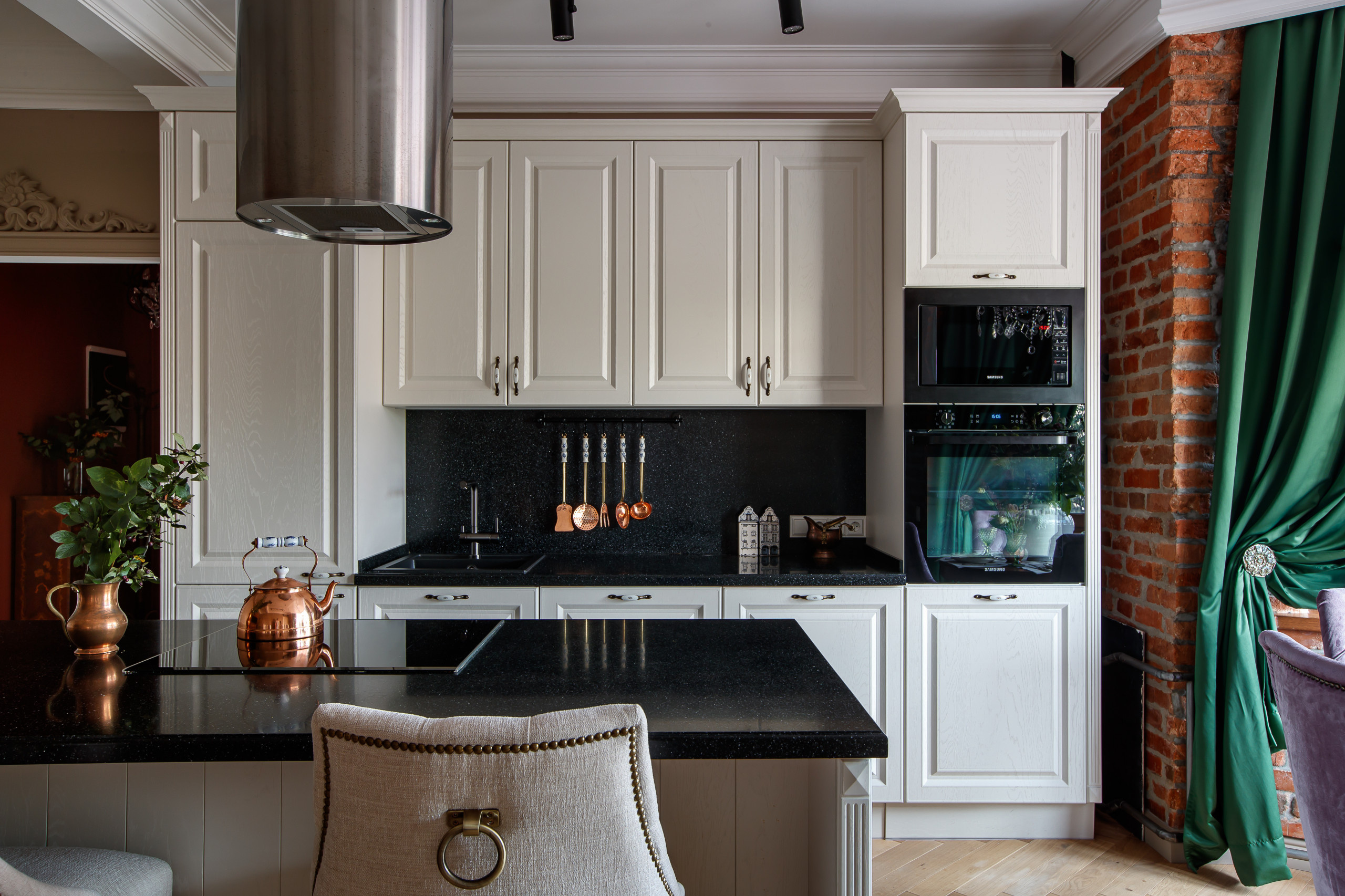 Houzz тур: Квартира в «Городке чекистов» в Екатеринбурге