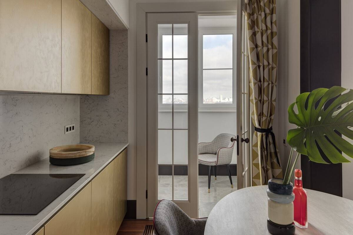 Houzz тур: Интерьер, где спальне вернули отделенную лоджию