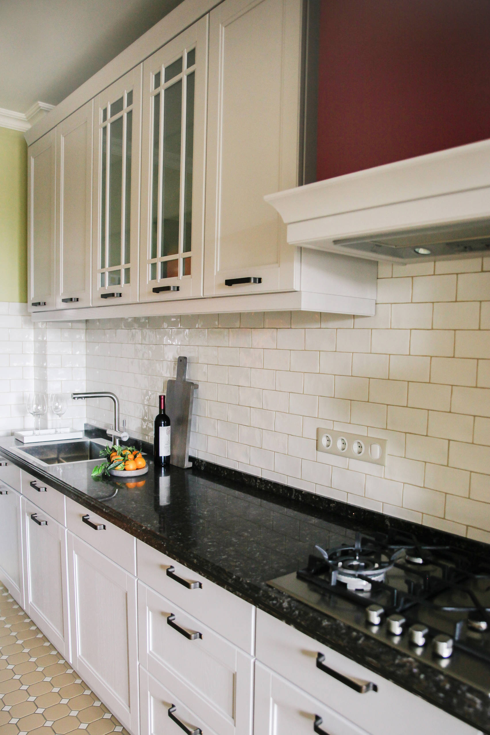 Houzz тур: Квартира с земляничным деревом — в Воронеже