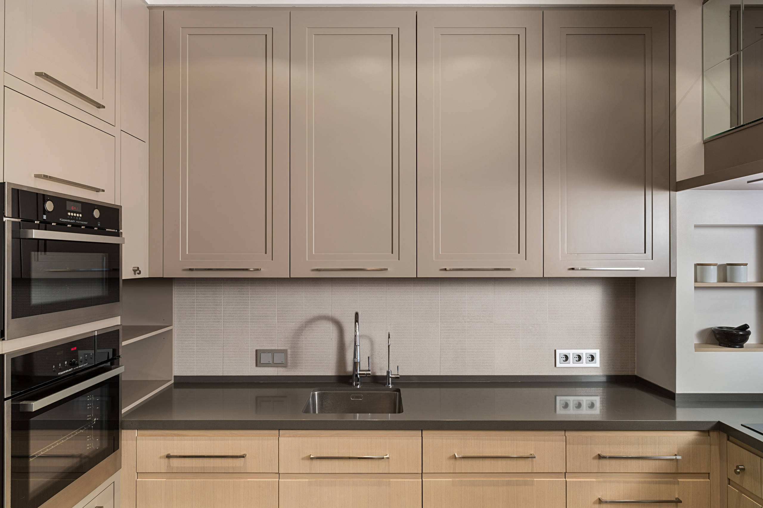 Натуральный или искусственный? Выбираем каменную столешницу для кухни