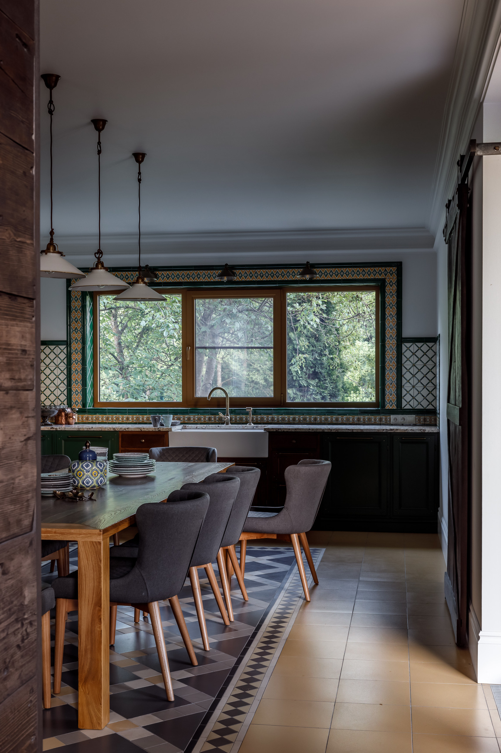 Houzz-тур: Большая дача в горах на Кубани