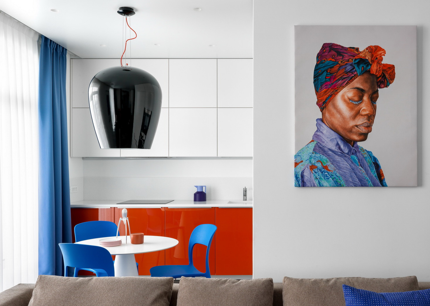 Houzz тур: Квартира в оттенках пляжа в Сен-Тропе