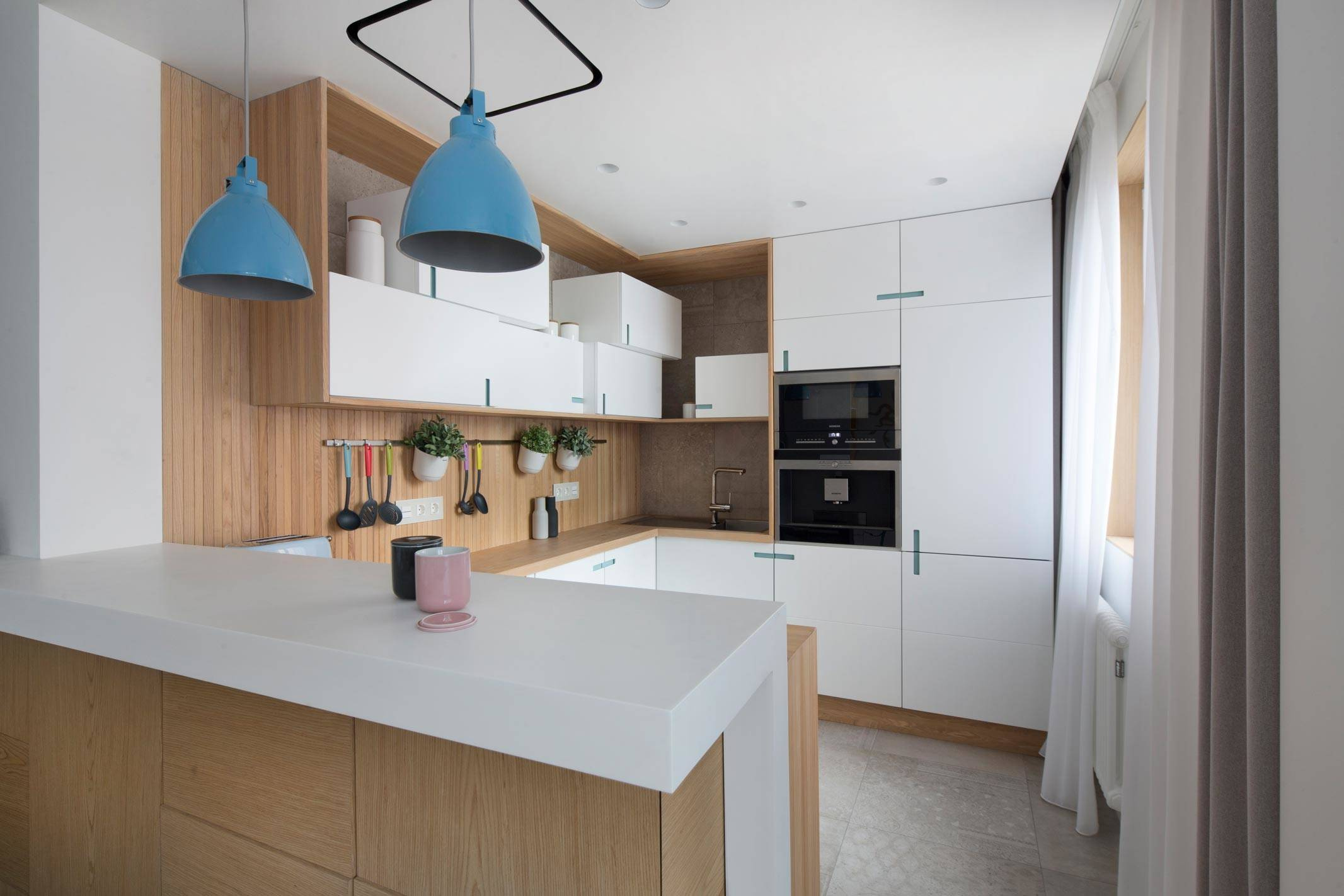 Просто фото: Необычные фартуки на кухне — 24 варианта