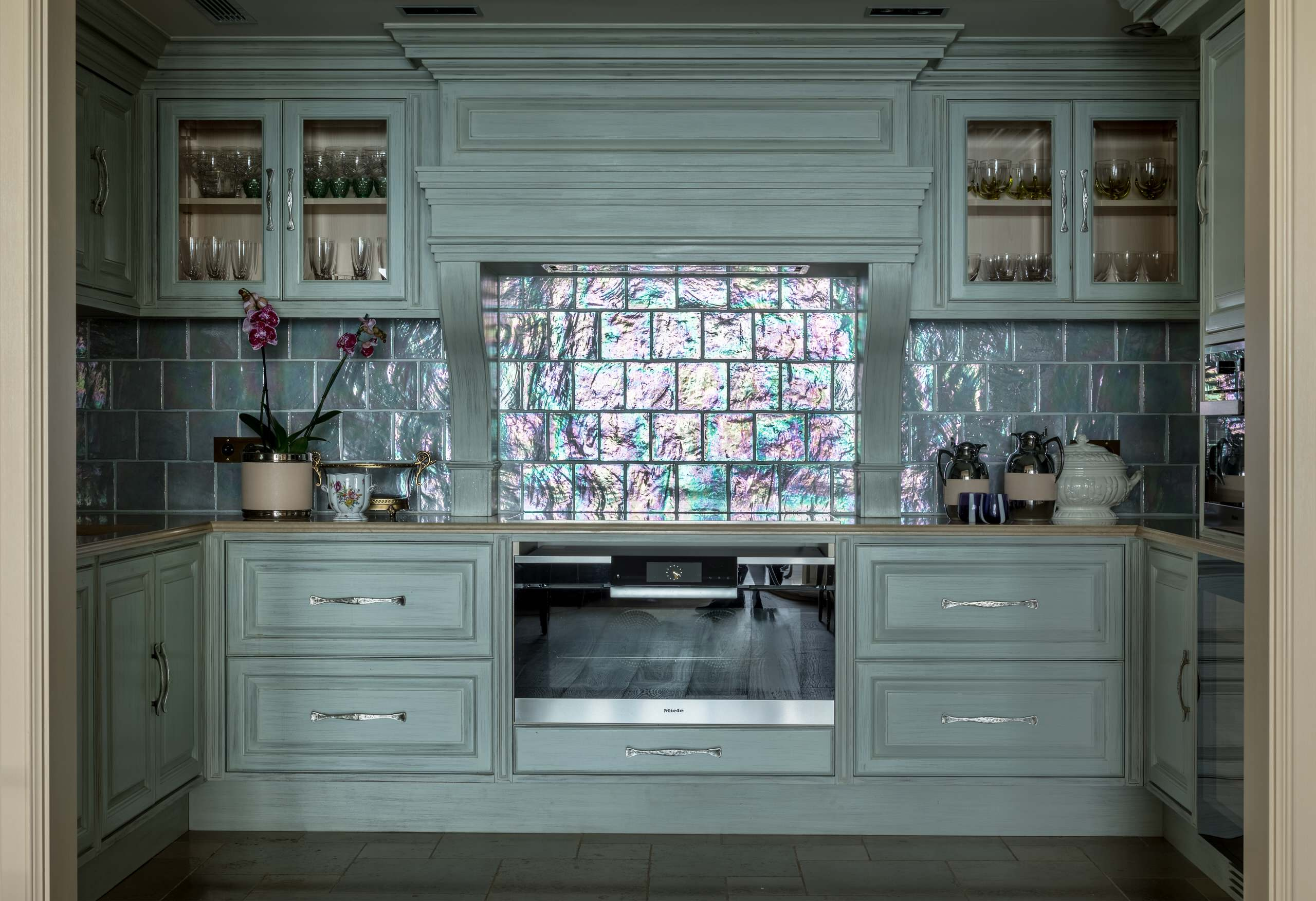 Houzz тур: Вилла в Кап-Ферра с атмосферой колониальной Франции