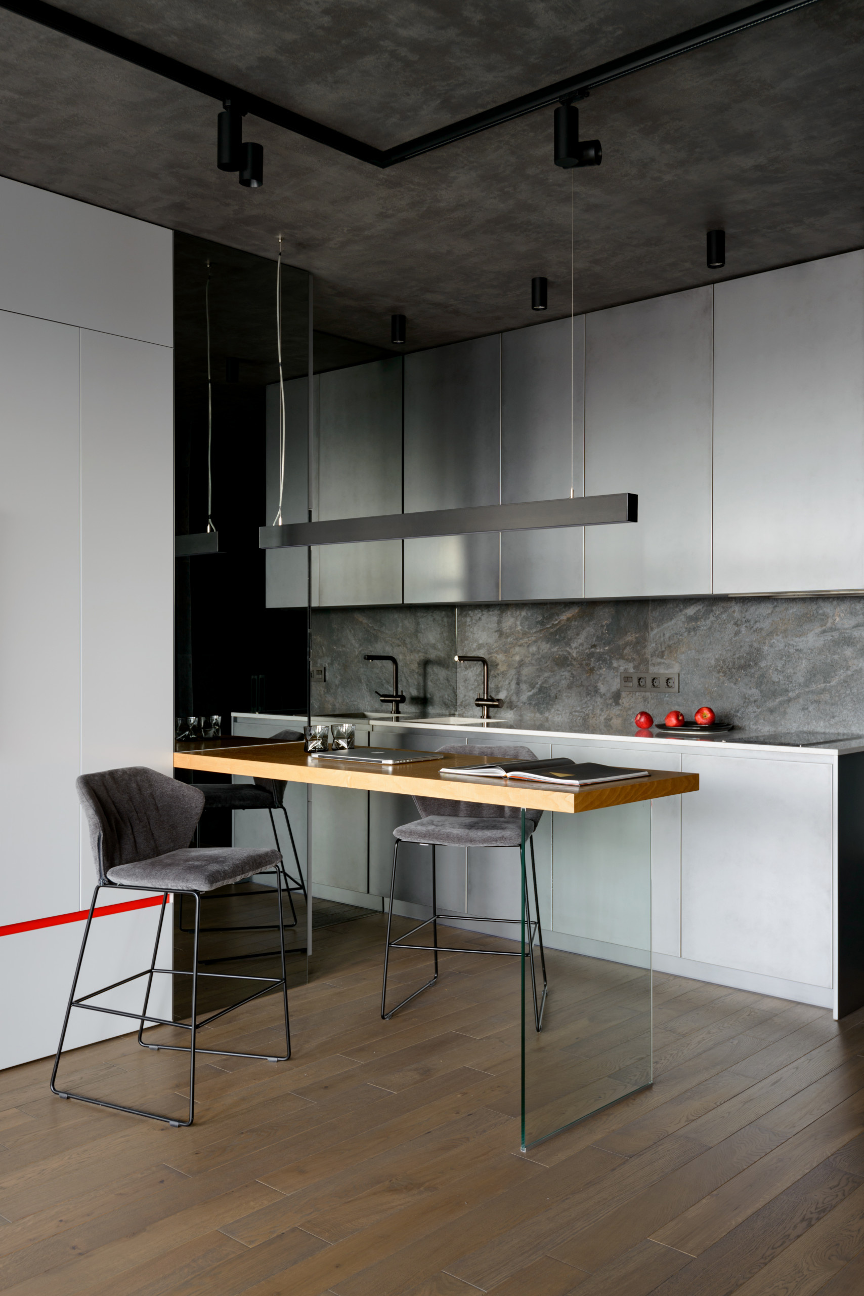 Дизайн-дебаты: Можно ли обойтись без духовки на кухне