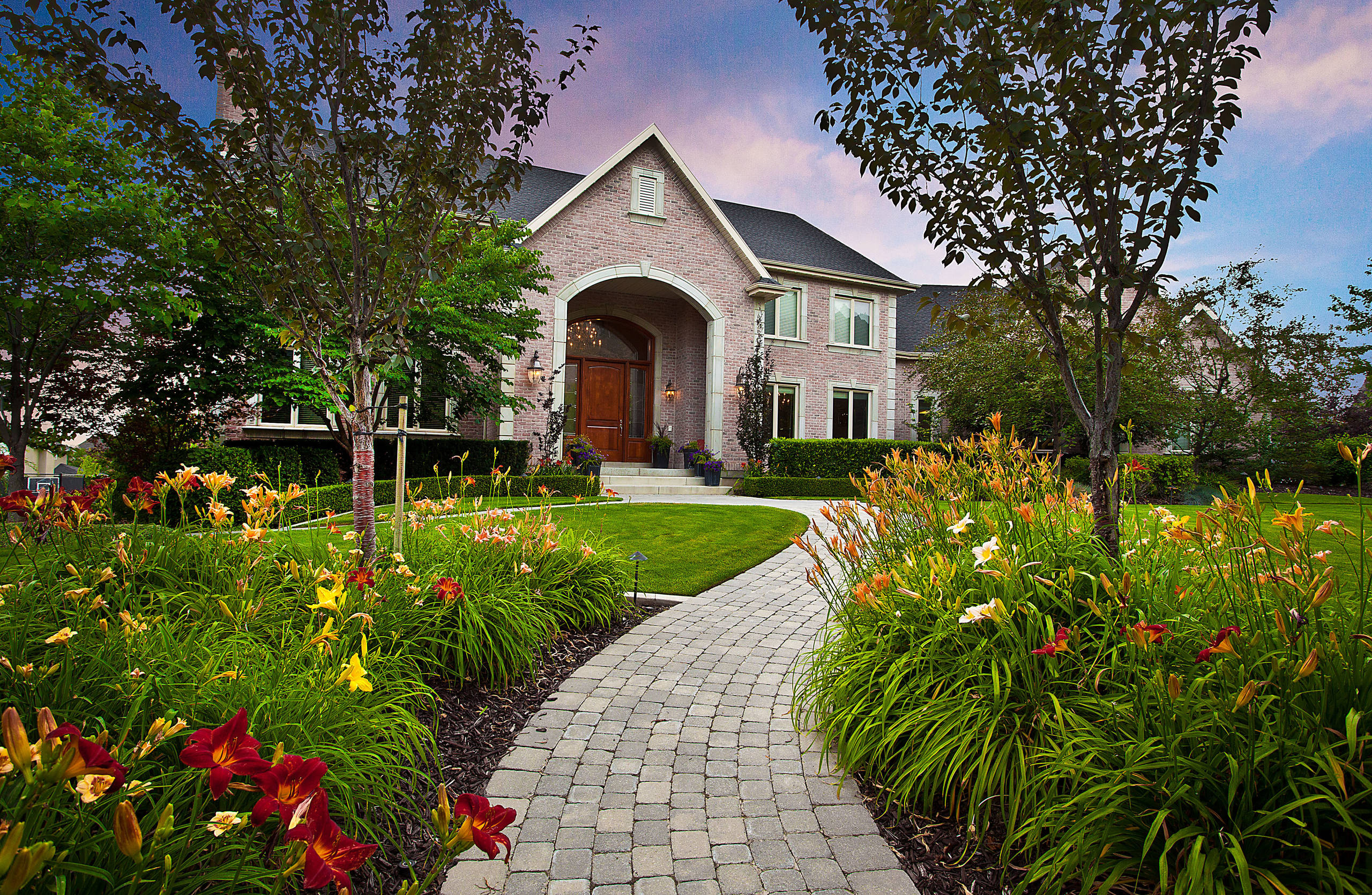 Как правильно: Проложить прямые дорожки