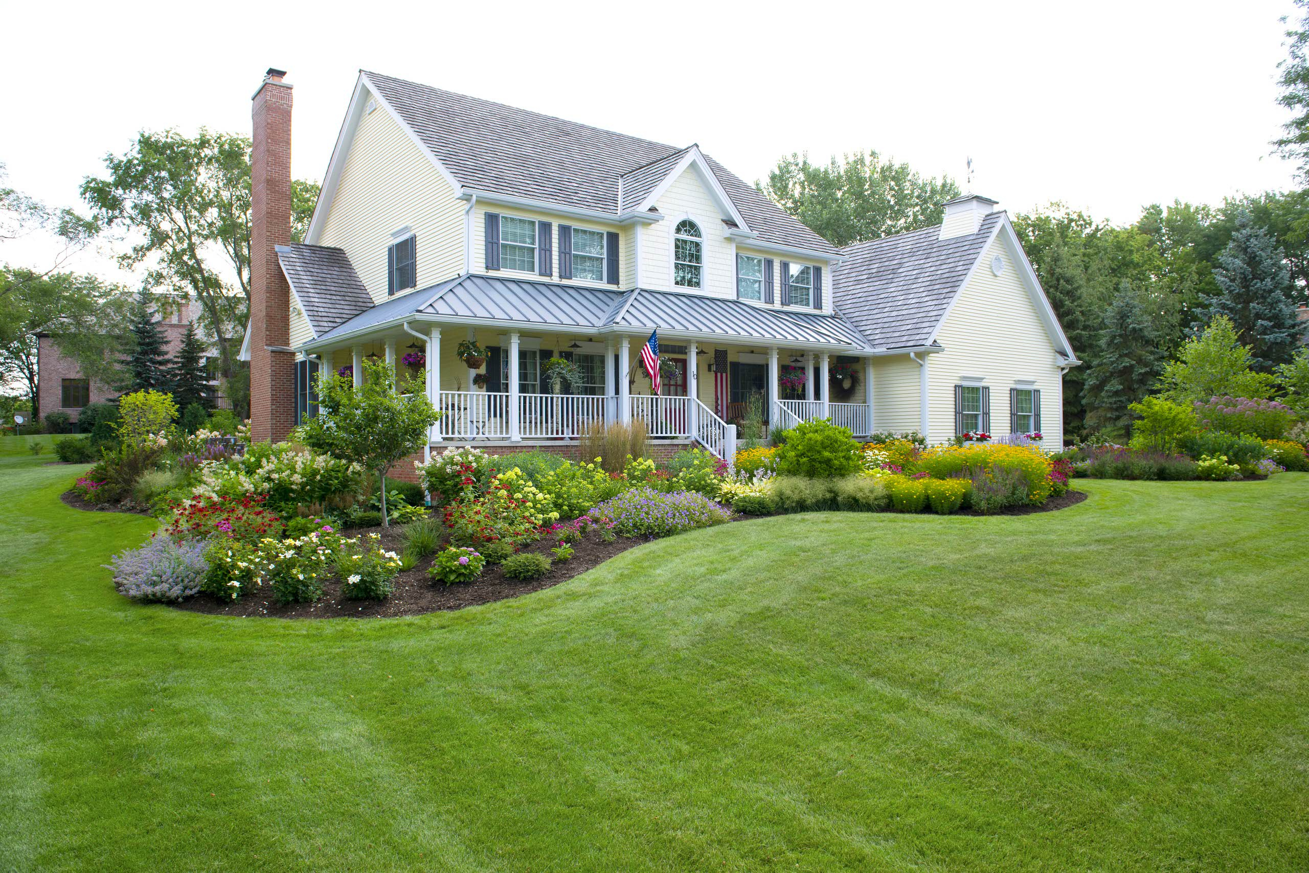 «Ленивый» календарь майских работ на участке