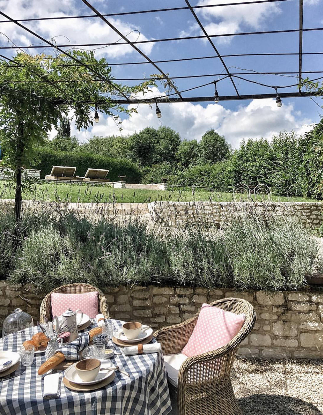 Фотоохота: Места для отдыха — 22 веранды и перголы