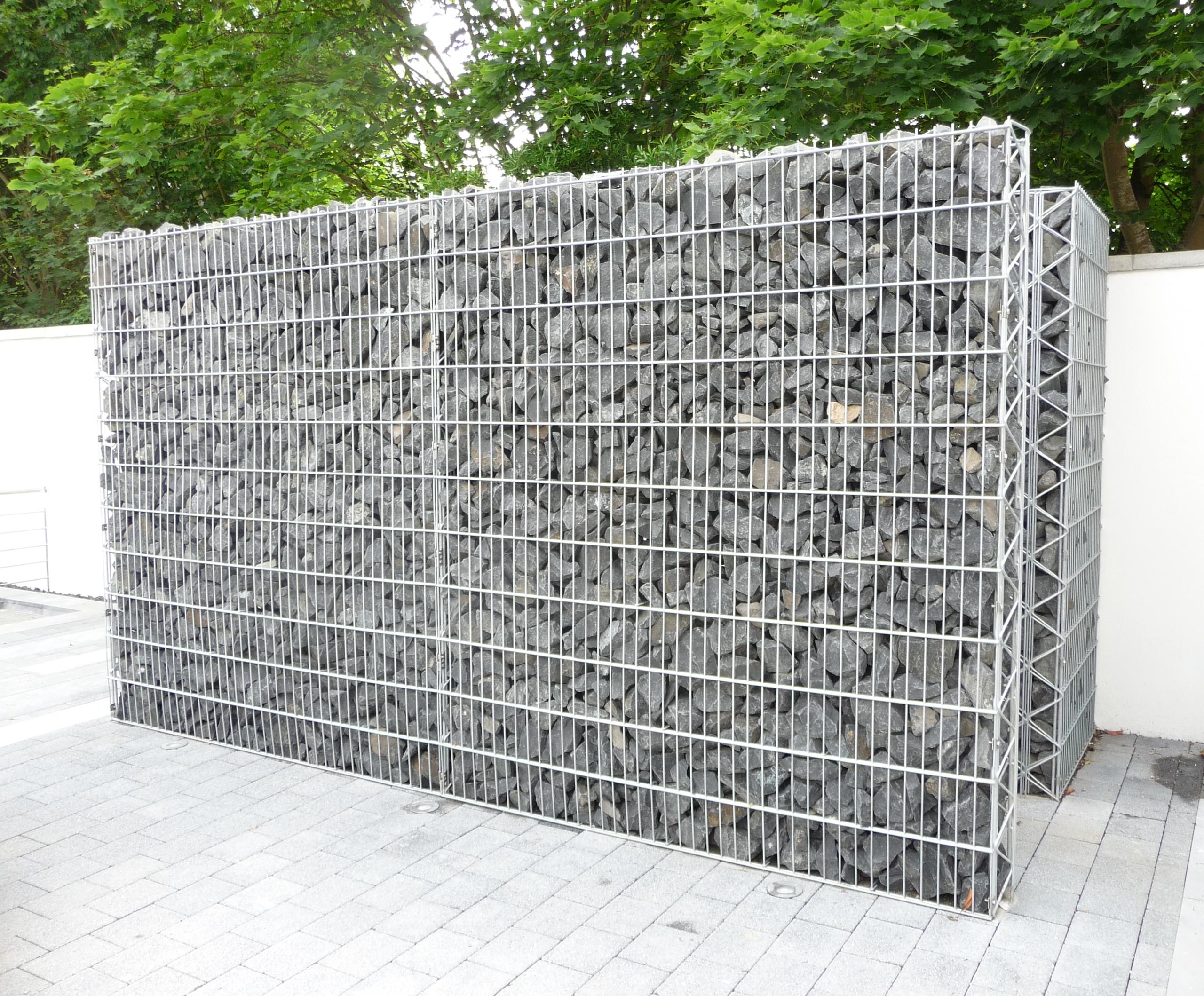 Как правильно: Летний душ на даче своими руками