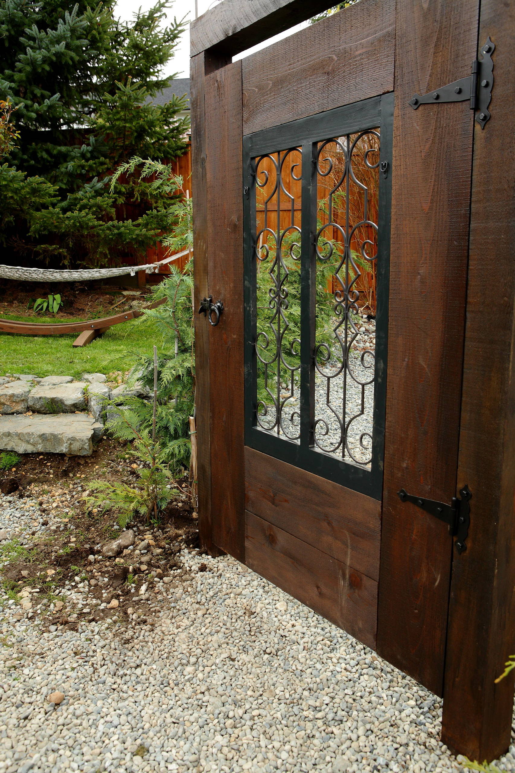 Фотоохота: 91 идея декора для калитки