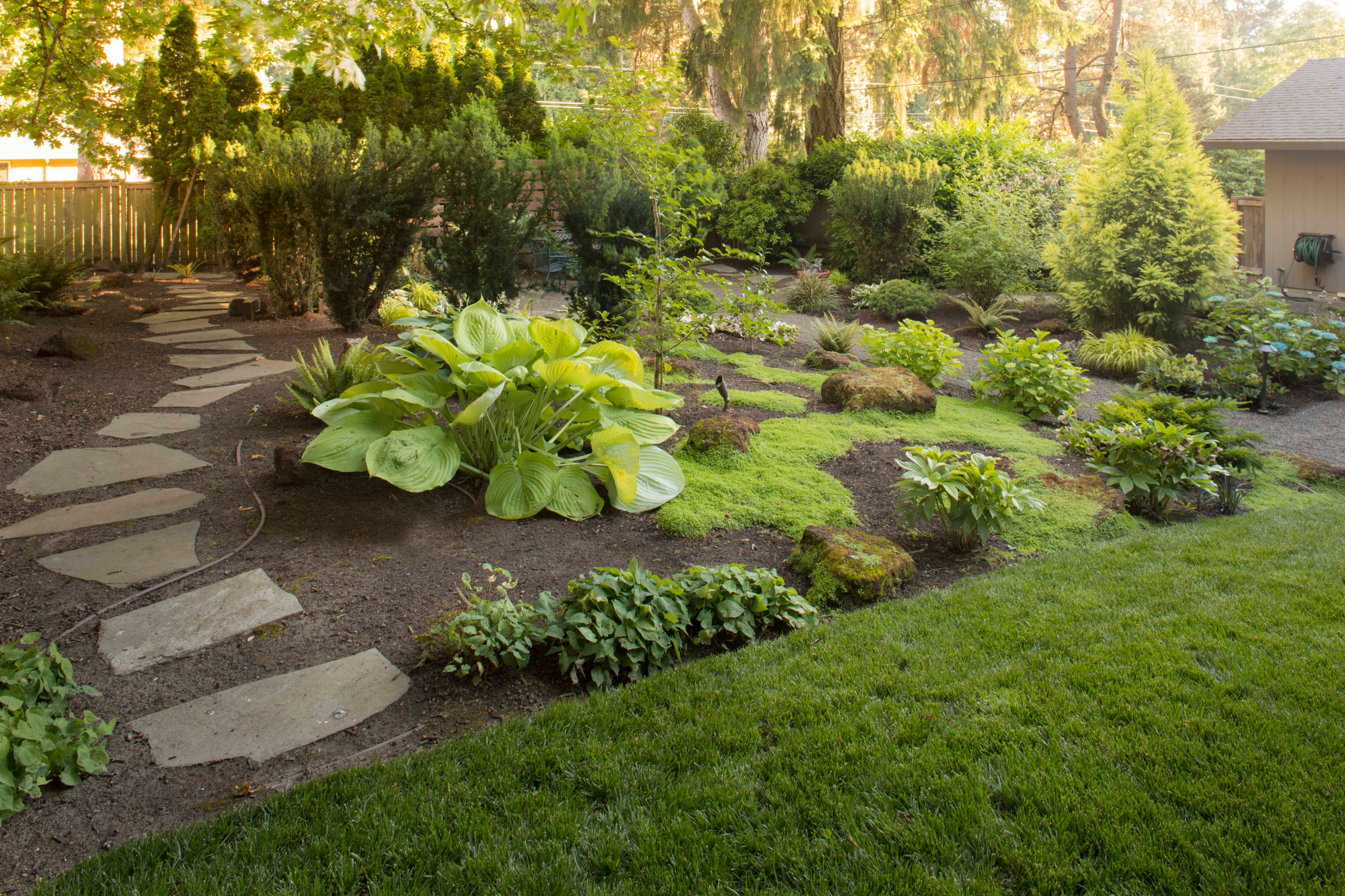 «Ленивый» календарь майских работ на участке