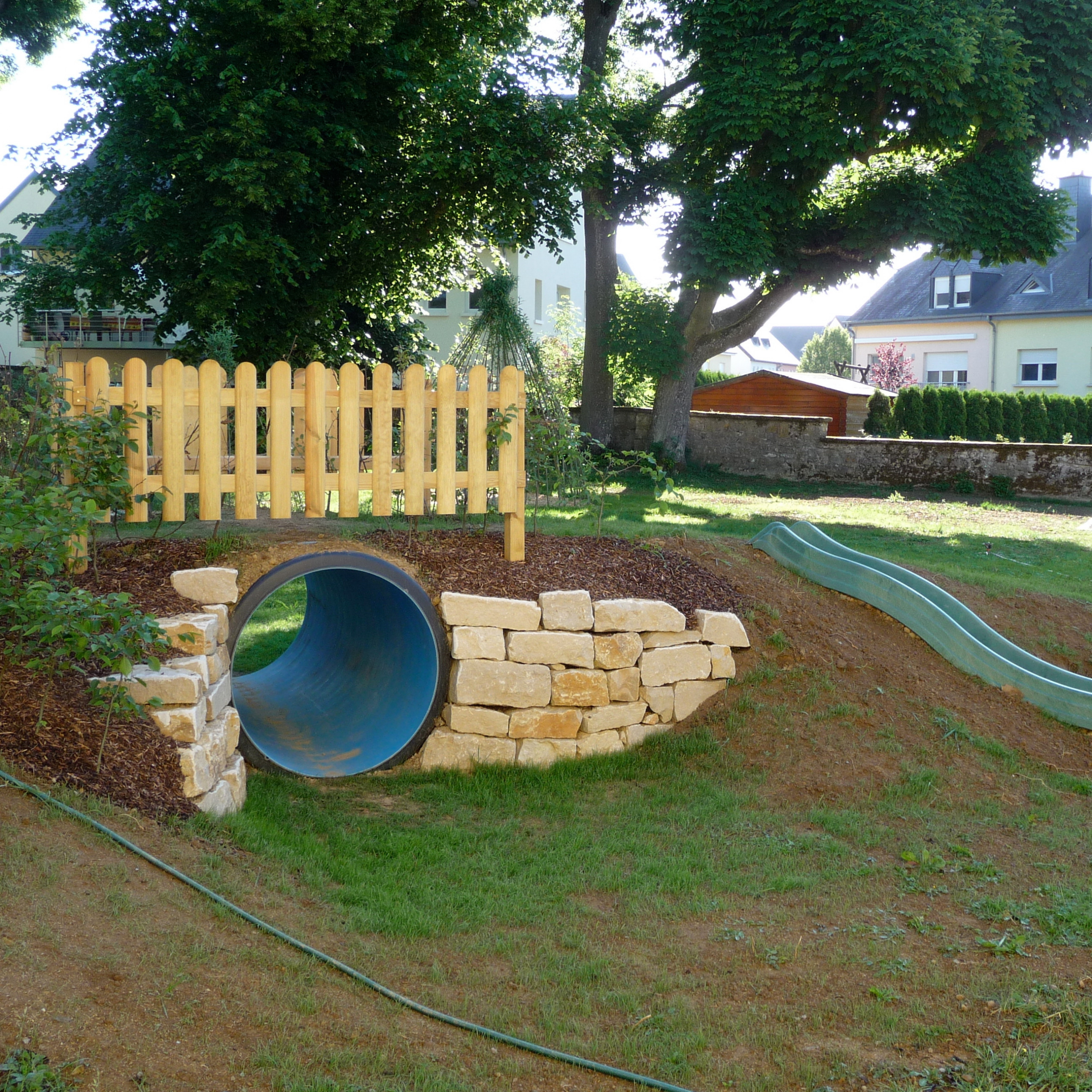 Детская площадка своими руками: 56 фото и идеи для вдохновения