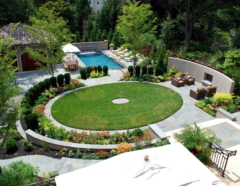 Как правильно: Проложить прямые дорожки