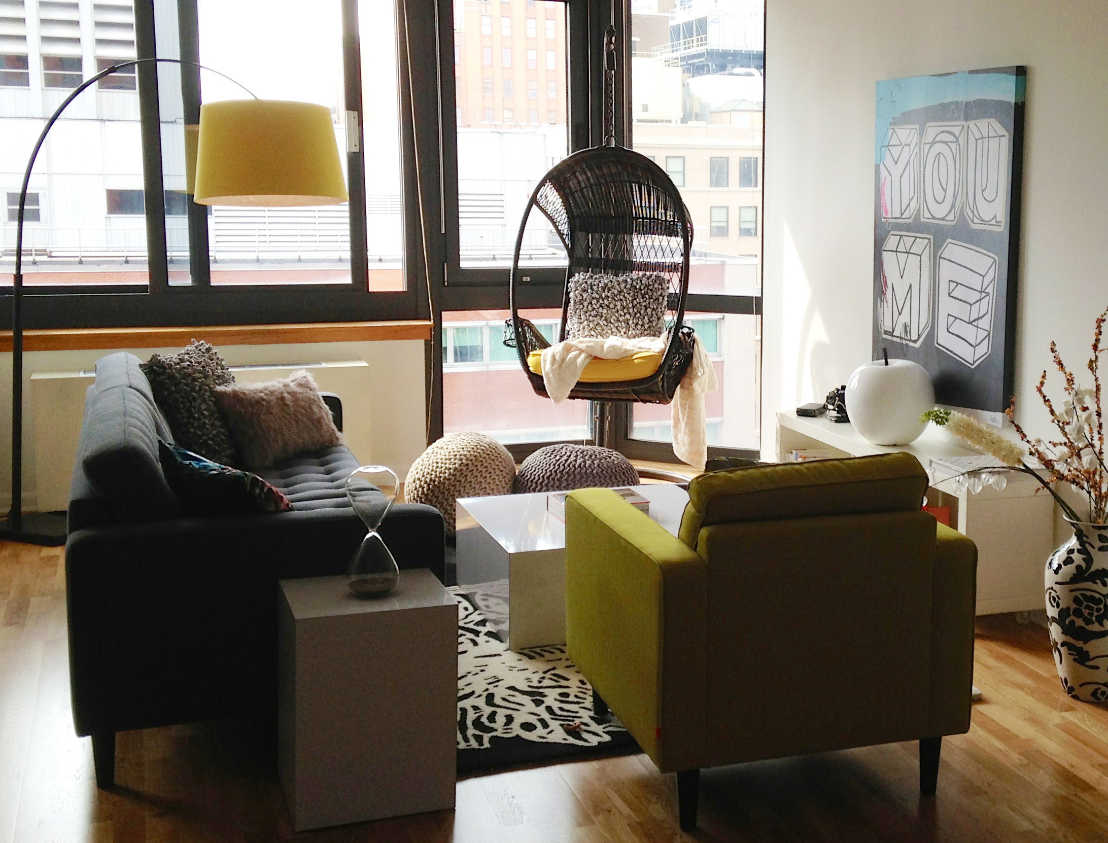 Дизайн-дебаты: Гостиная без дивана — это нормально?