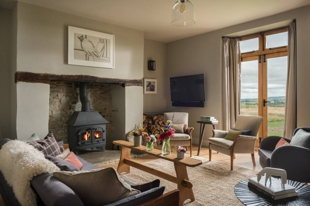 Четыре схемы: С чем комбинировать бежевые и серые оттенки