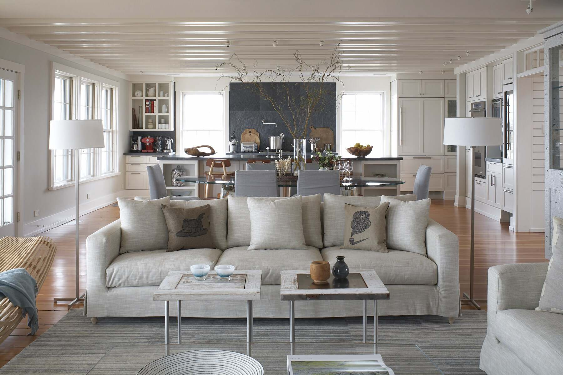Инструкция Houzz: Как покрасить потолок