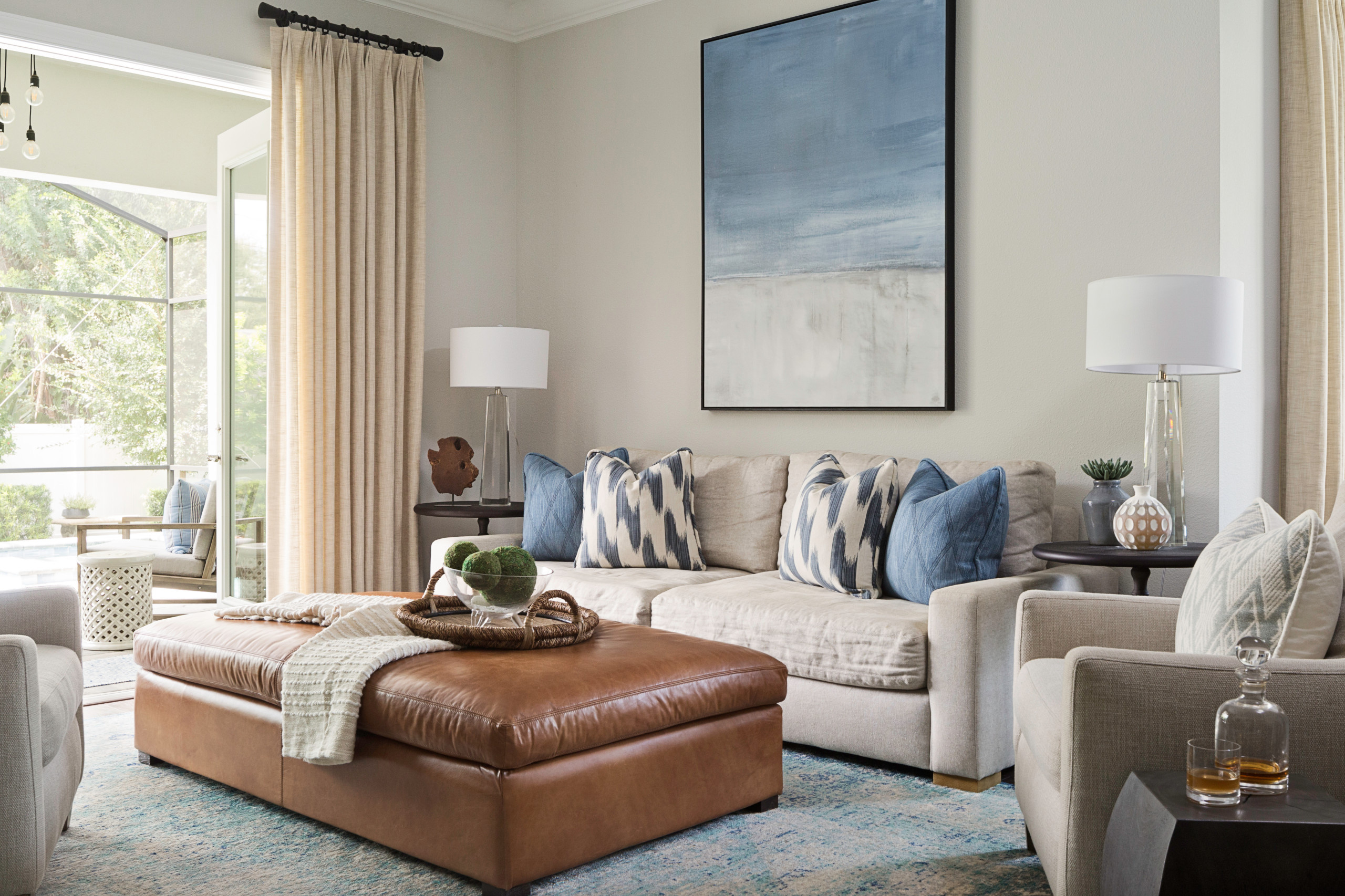 Как правильно: Выбрать бежевые шторы