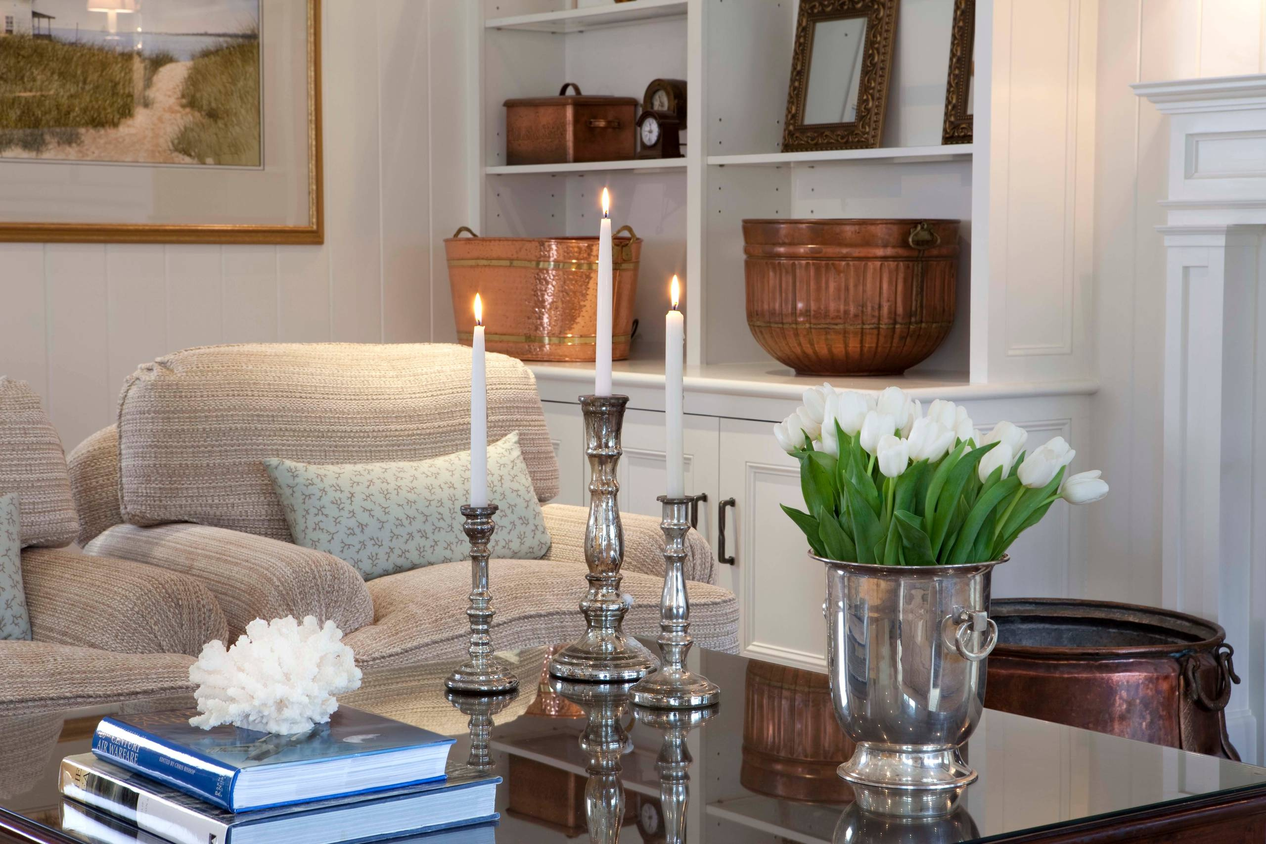 С серебряной ложкой: Как наслаждаться старинной посудой дольше