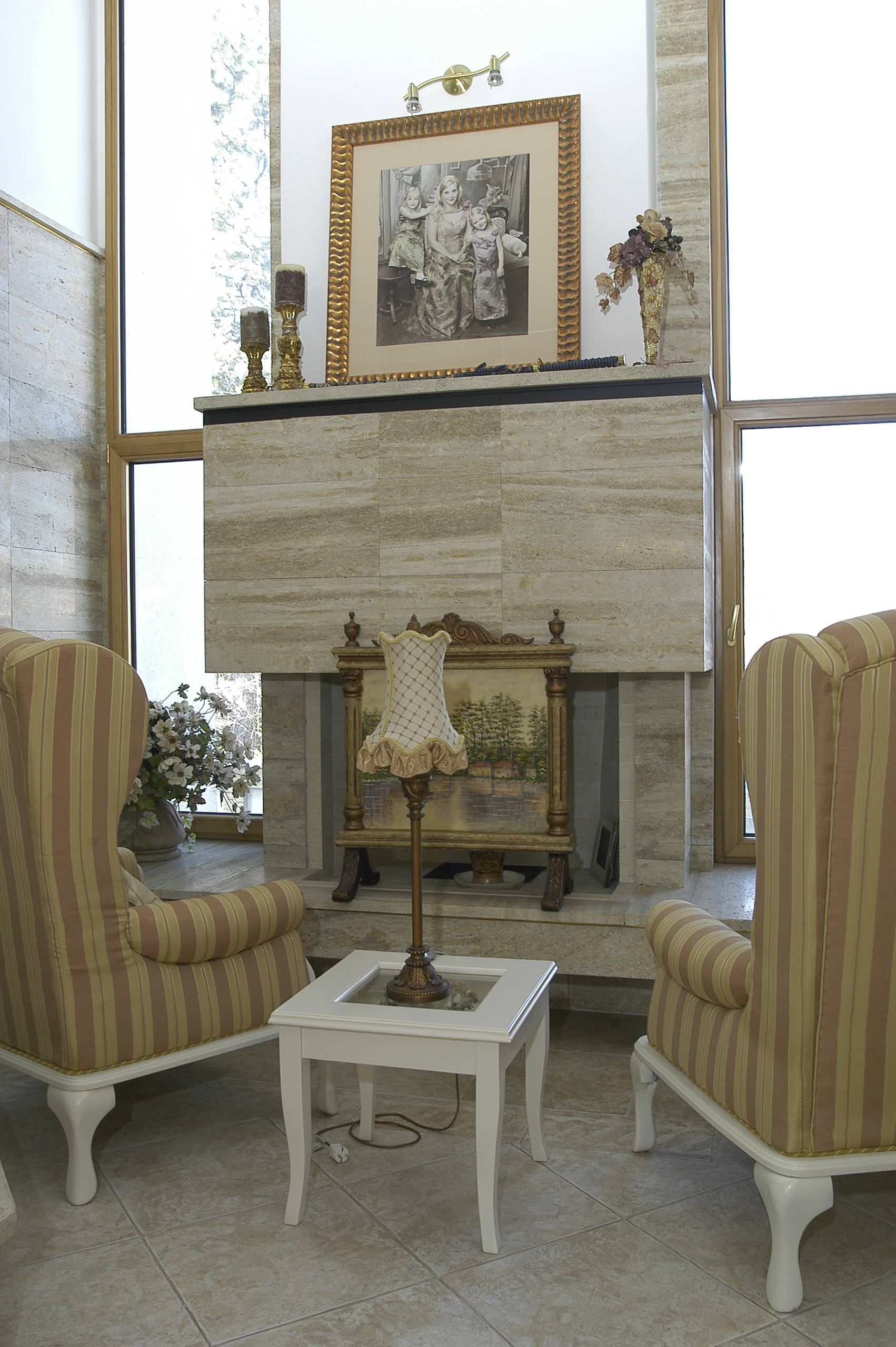 16 неожиданных вещей, которыми вы даже не думали украшать камин