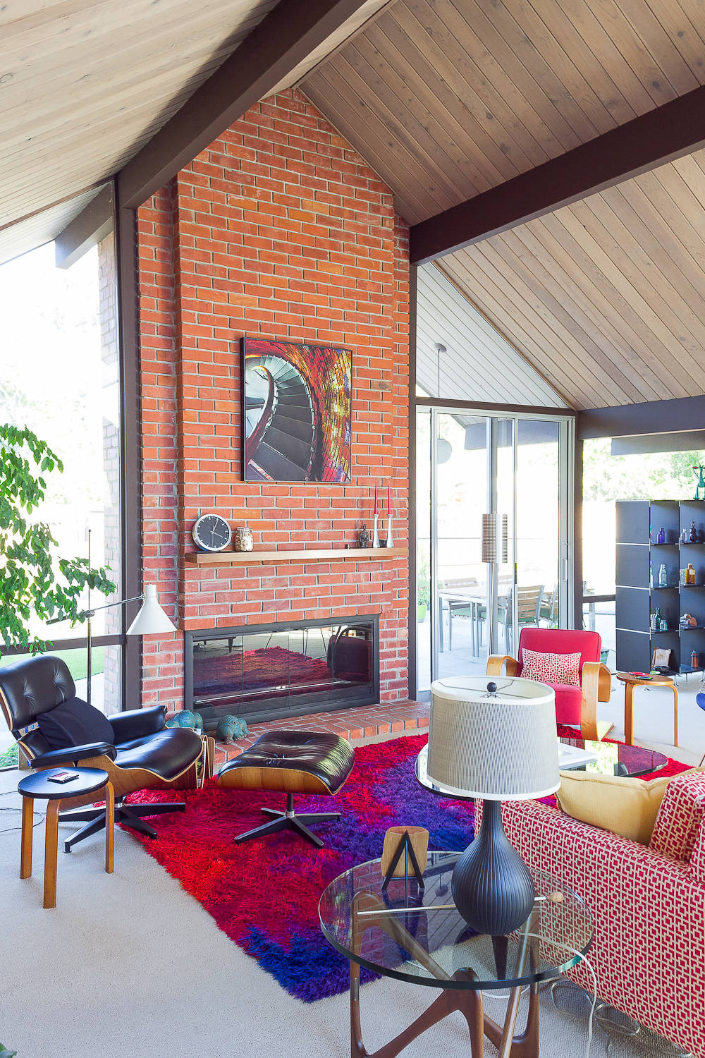 Фотоохота: 101 идея для украшения камина