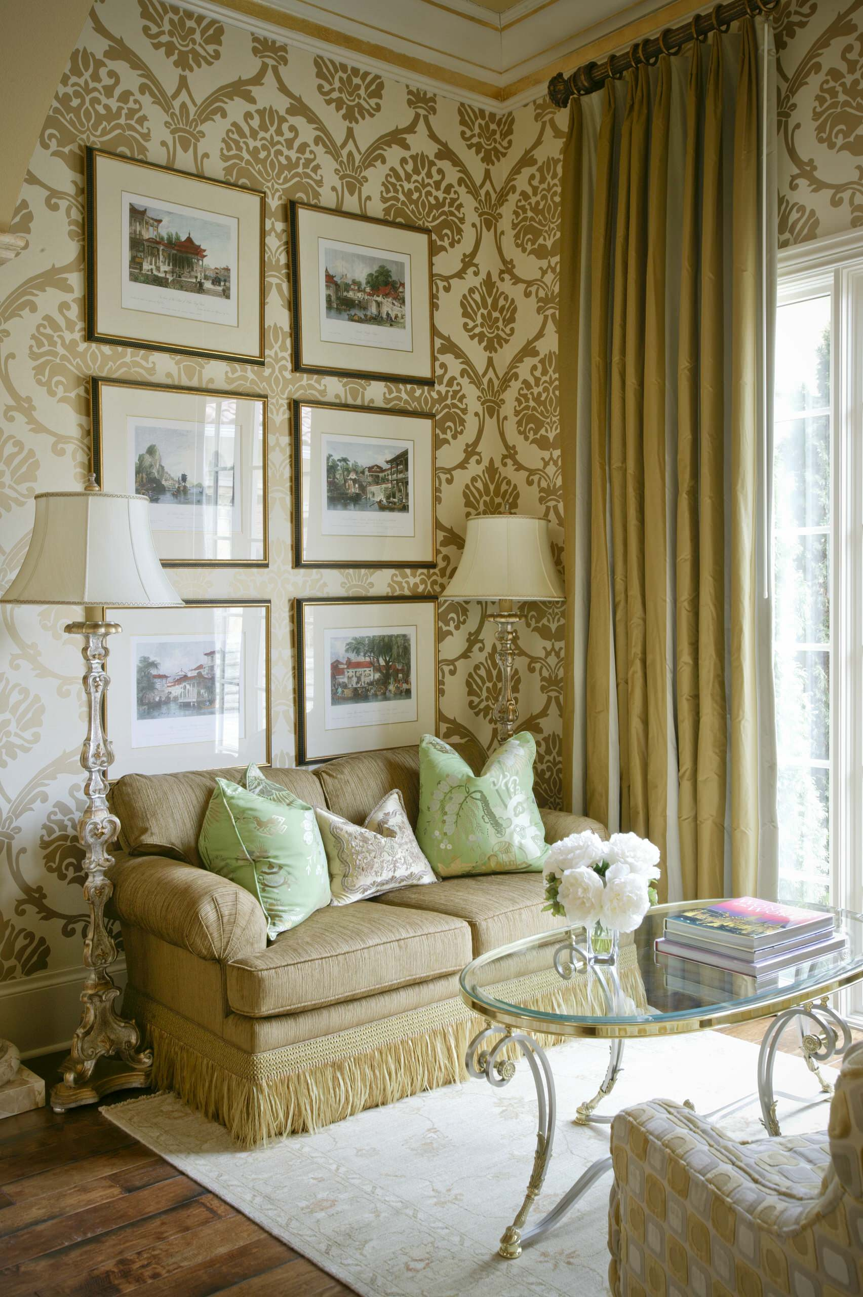 Вся мебель красивая — гармонии нет: Что делать?