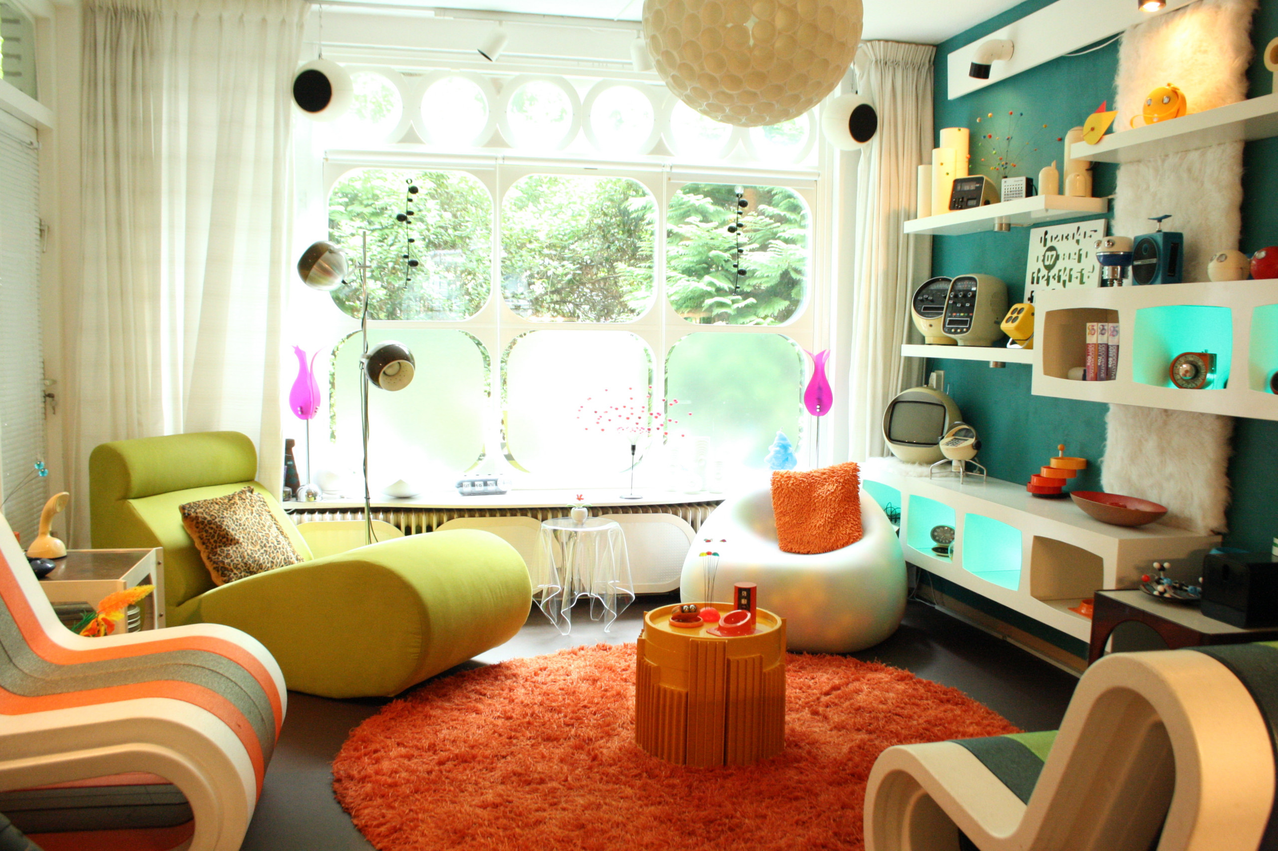 Вперед в будущее: Что понимали под футуризмом в 1989-м и 2015-м