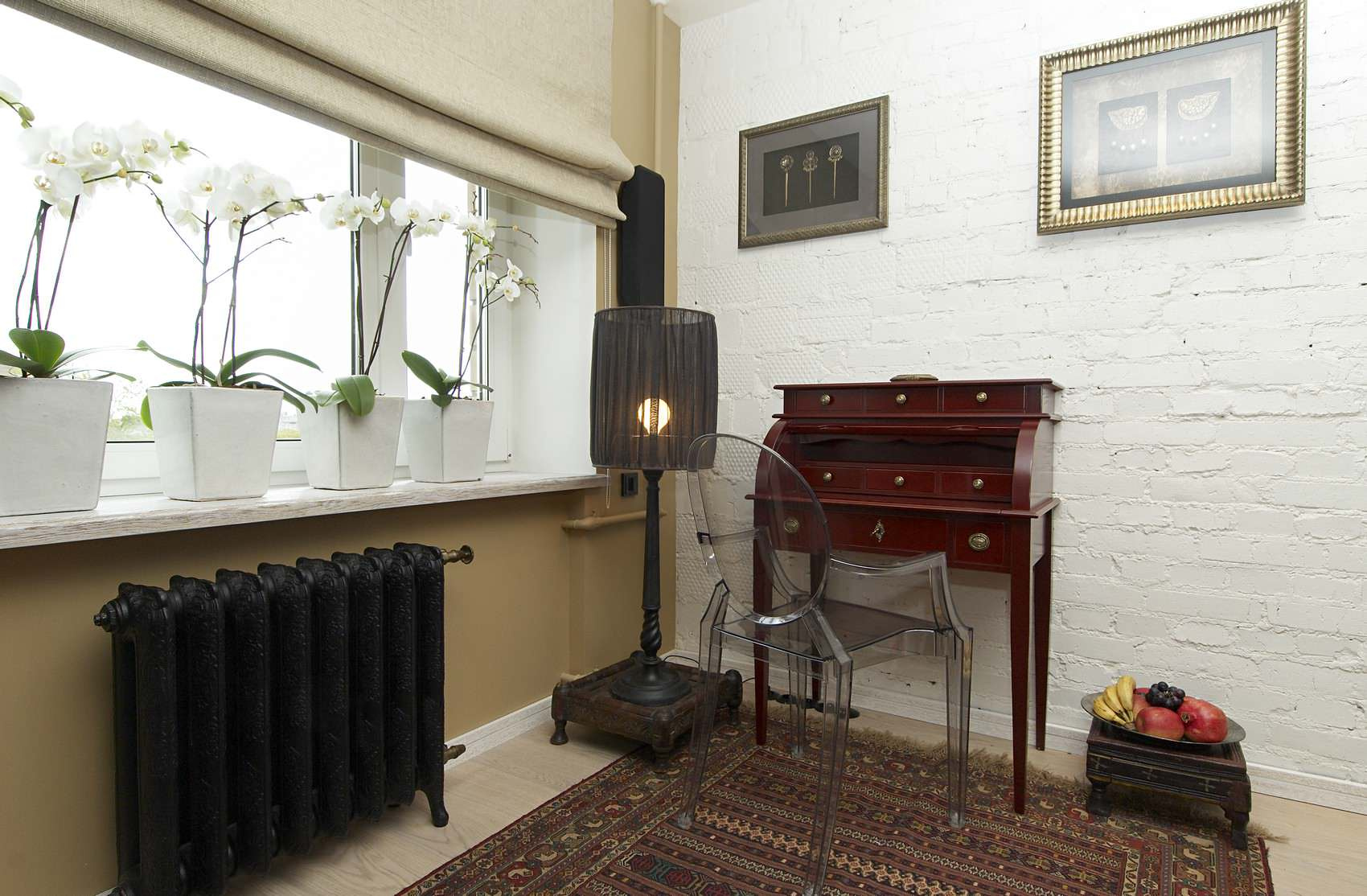 Кашпо в большом городе: размер имеет значение