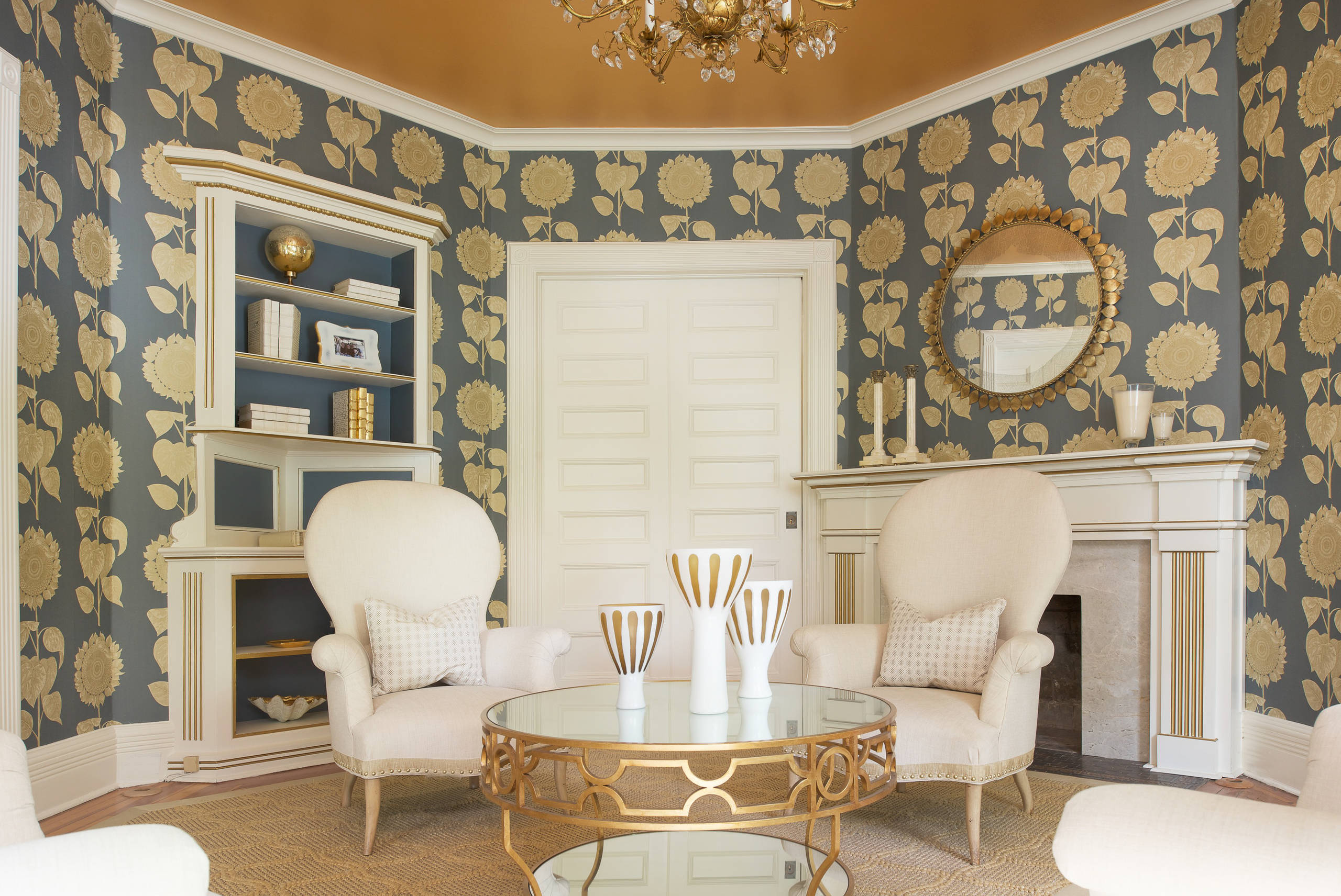 Пора цветения: 8 причин выбрать обои в цветочек