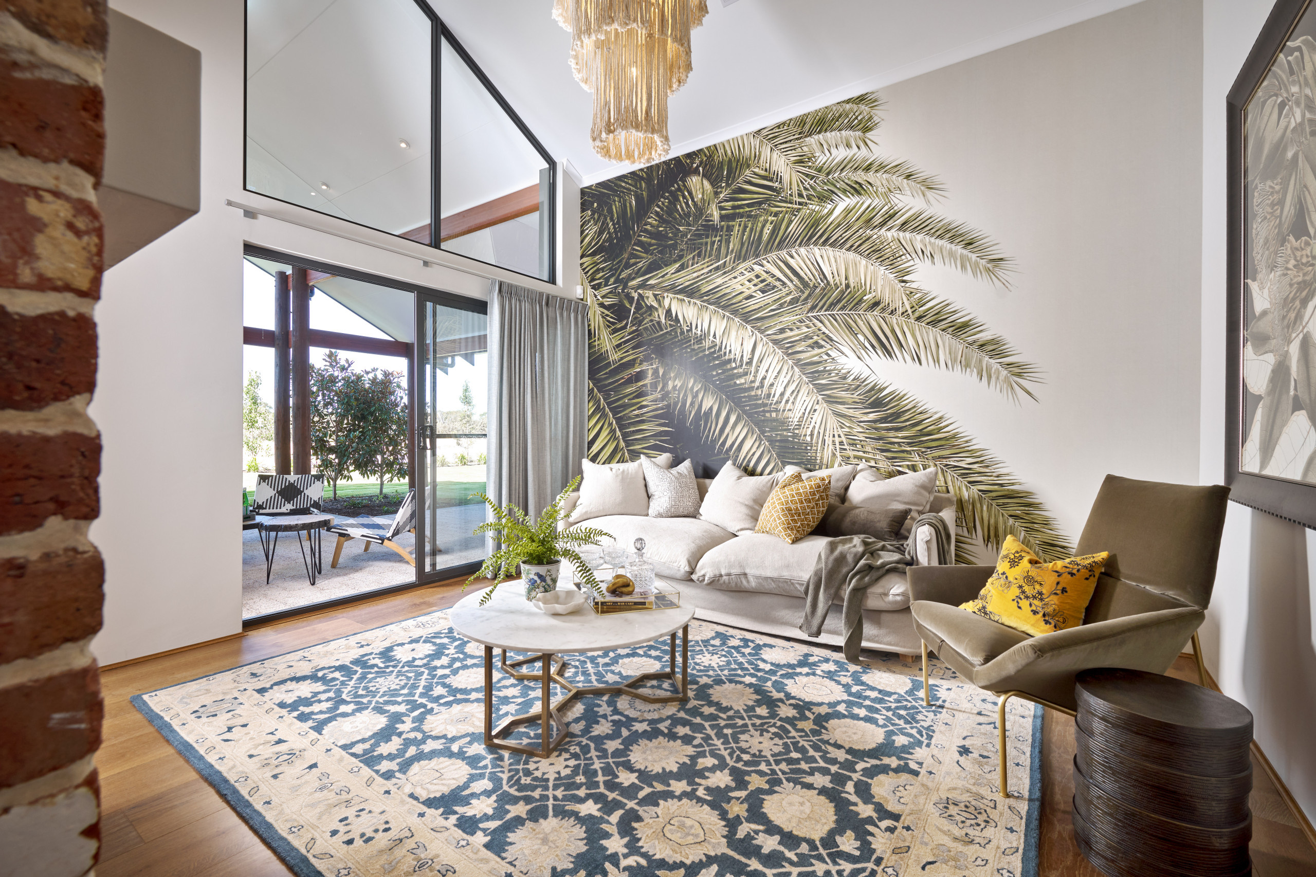 Прием: Обои с монохромным рисунком