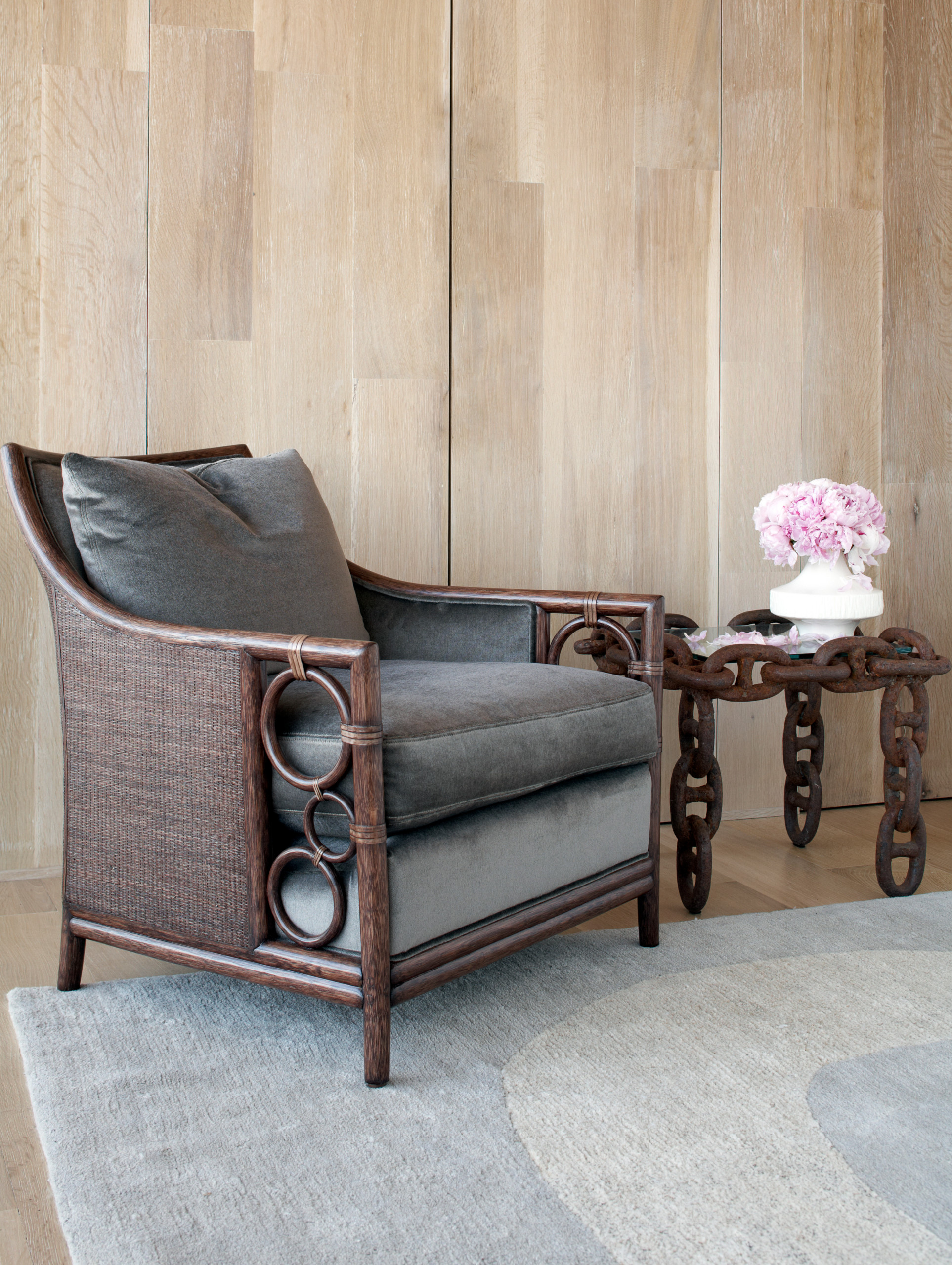 Секреты профи: Как заказать мебель и свет в США прямо с фабрики