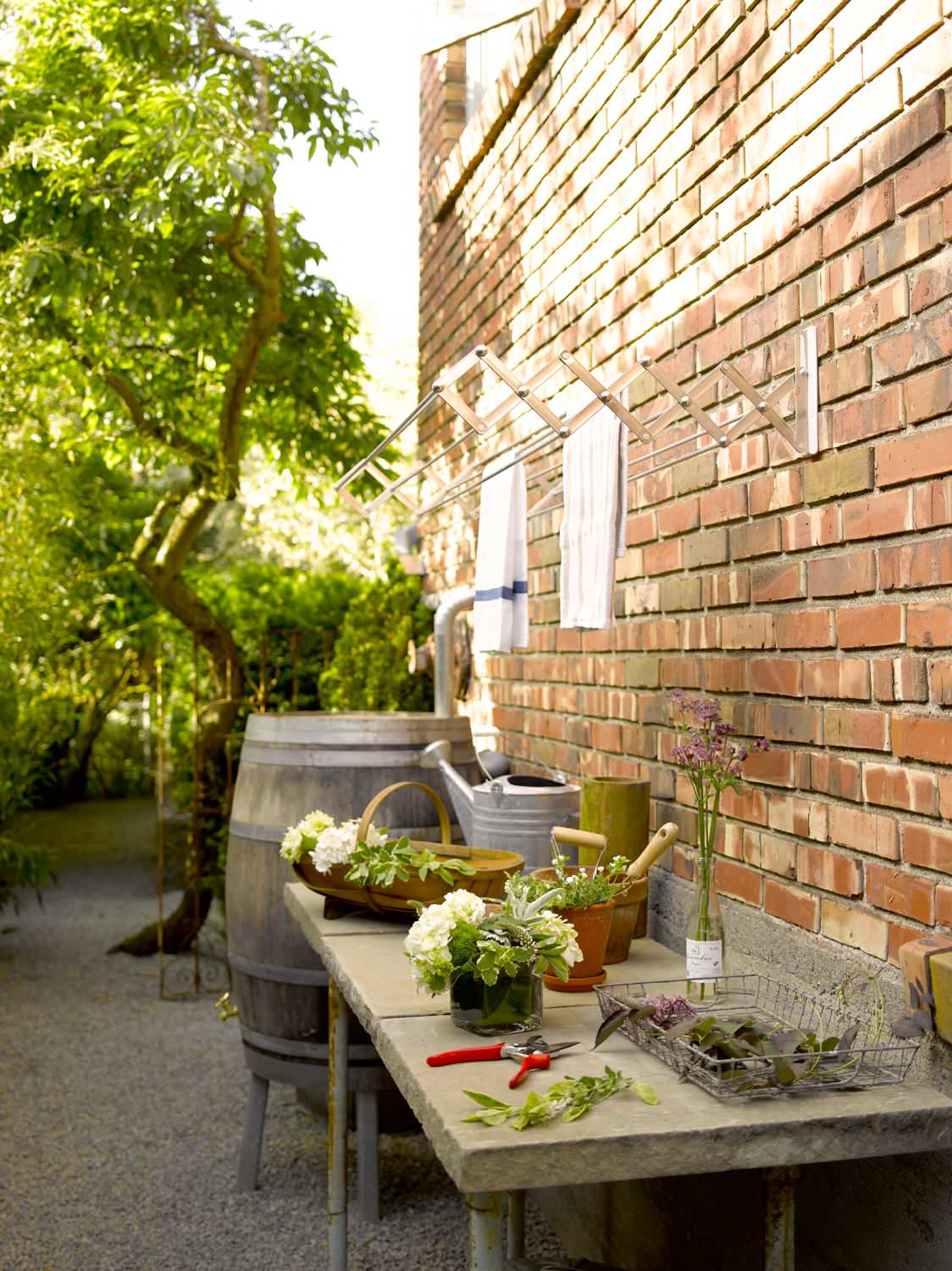 Живите проще: 23 лайфхака для крошечного балкона