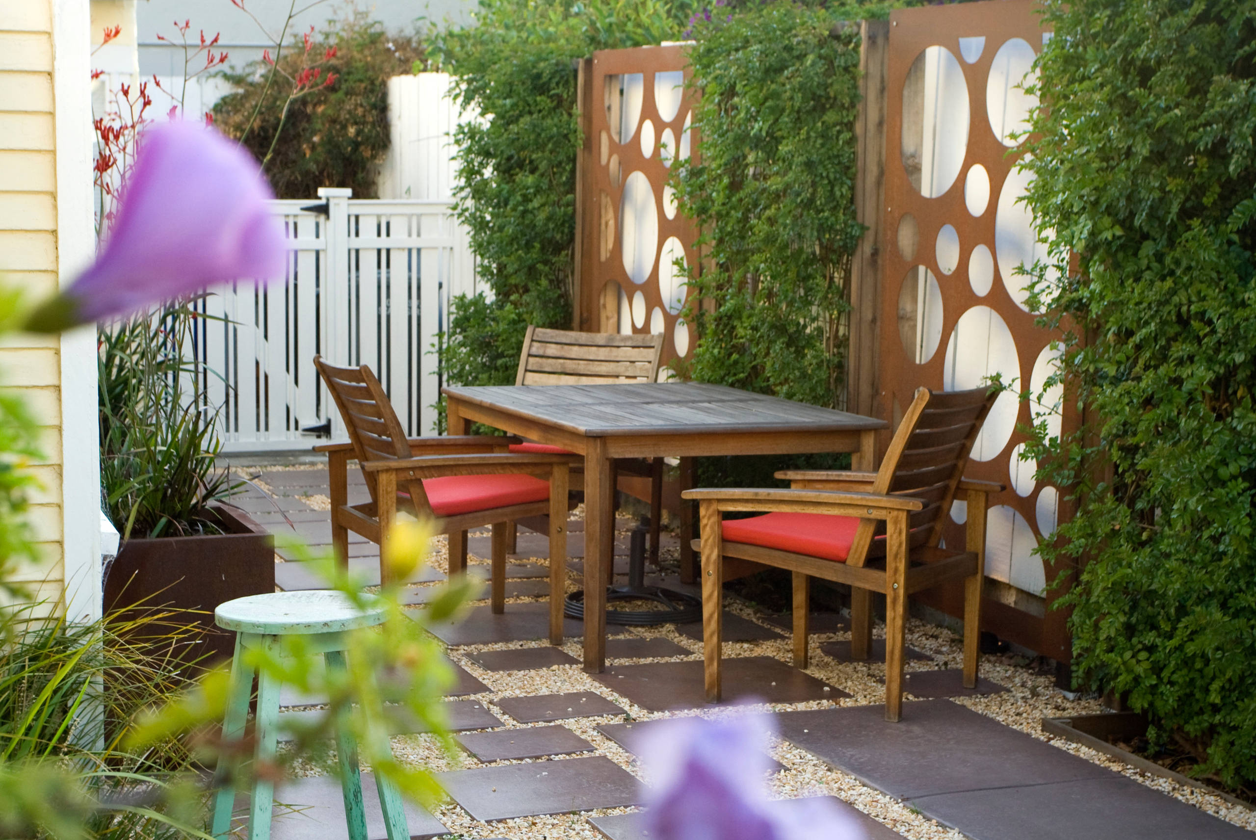 Фотоохота: 25 приемов маскировки в саду