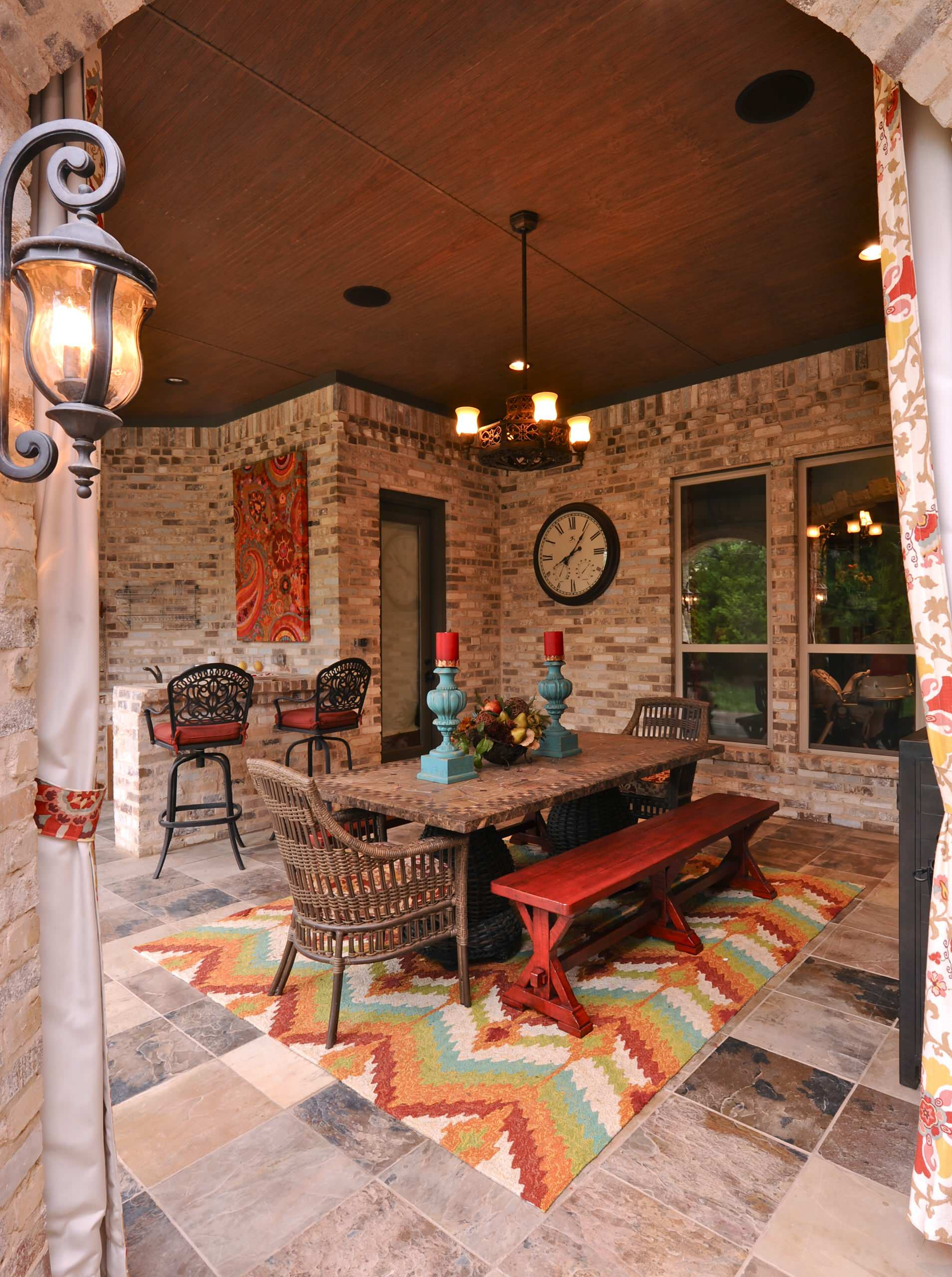 Урбанизируй это: Уличные детали в интерьере