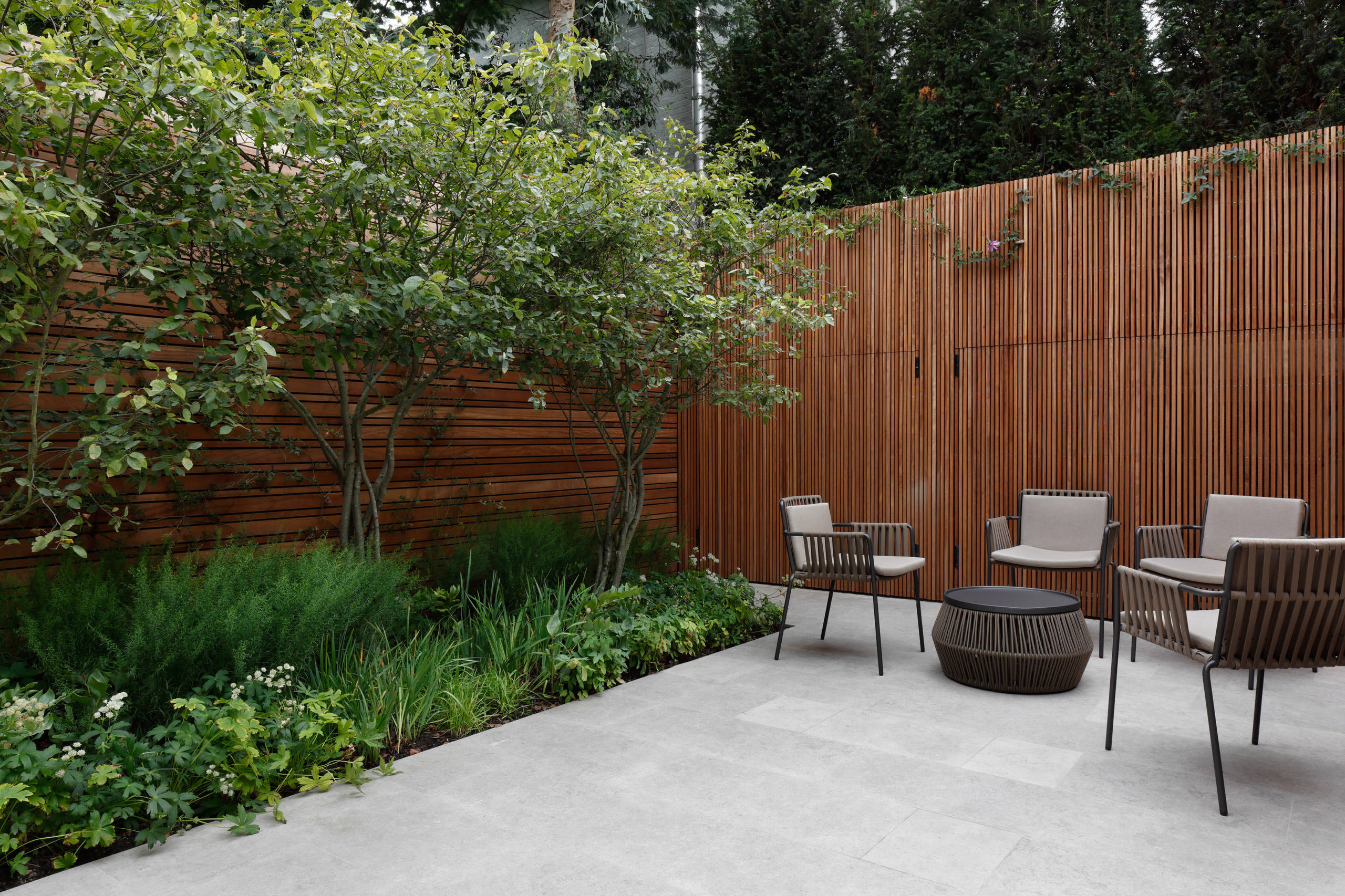 Фотоохота: 25 приемов маскировки в саду