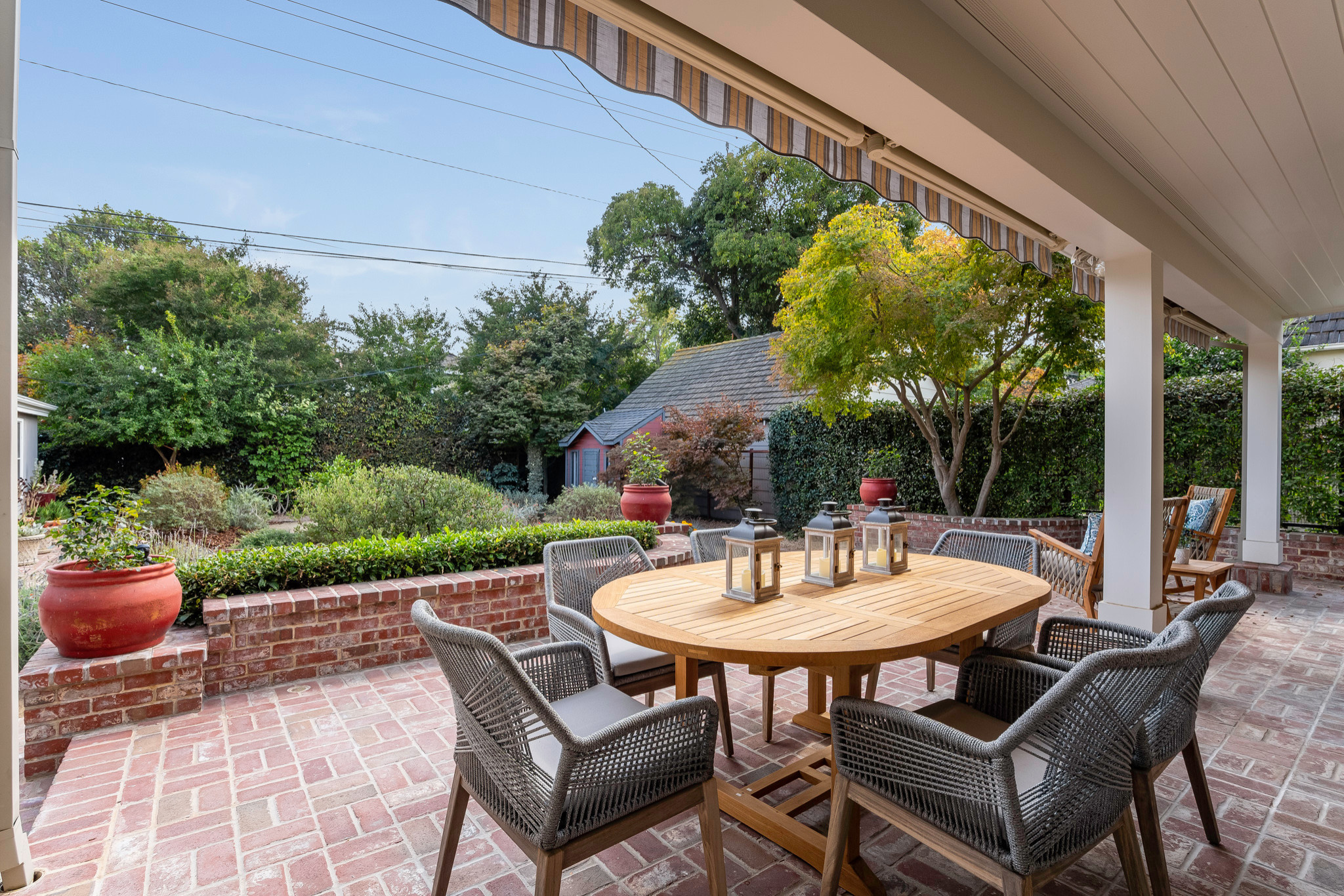 Тренд: Садовая мебель — это «не для таких как я»