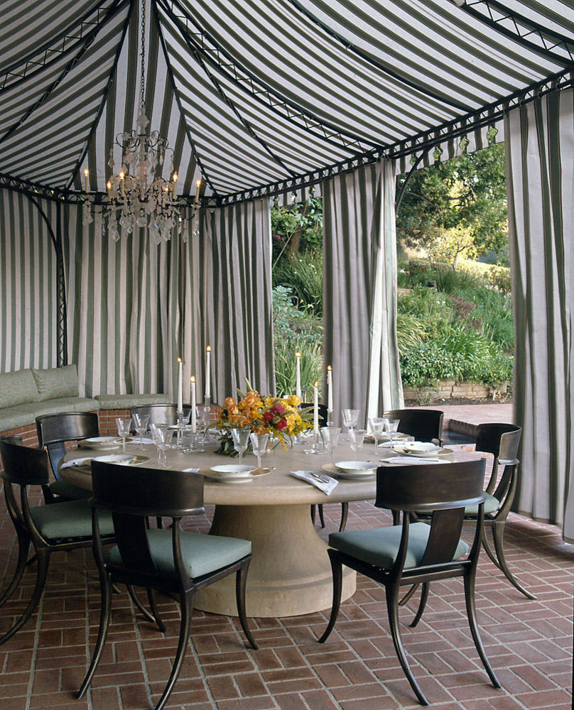 Занавес: Ткани в саду как доступная декоративная роскошь