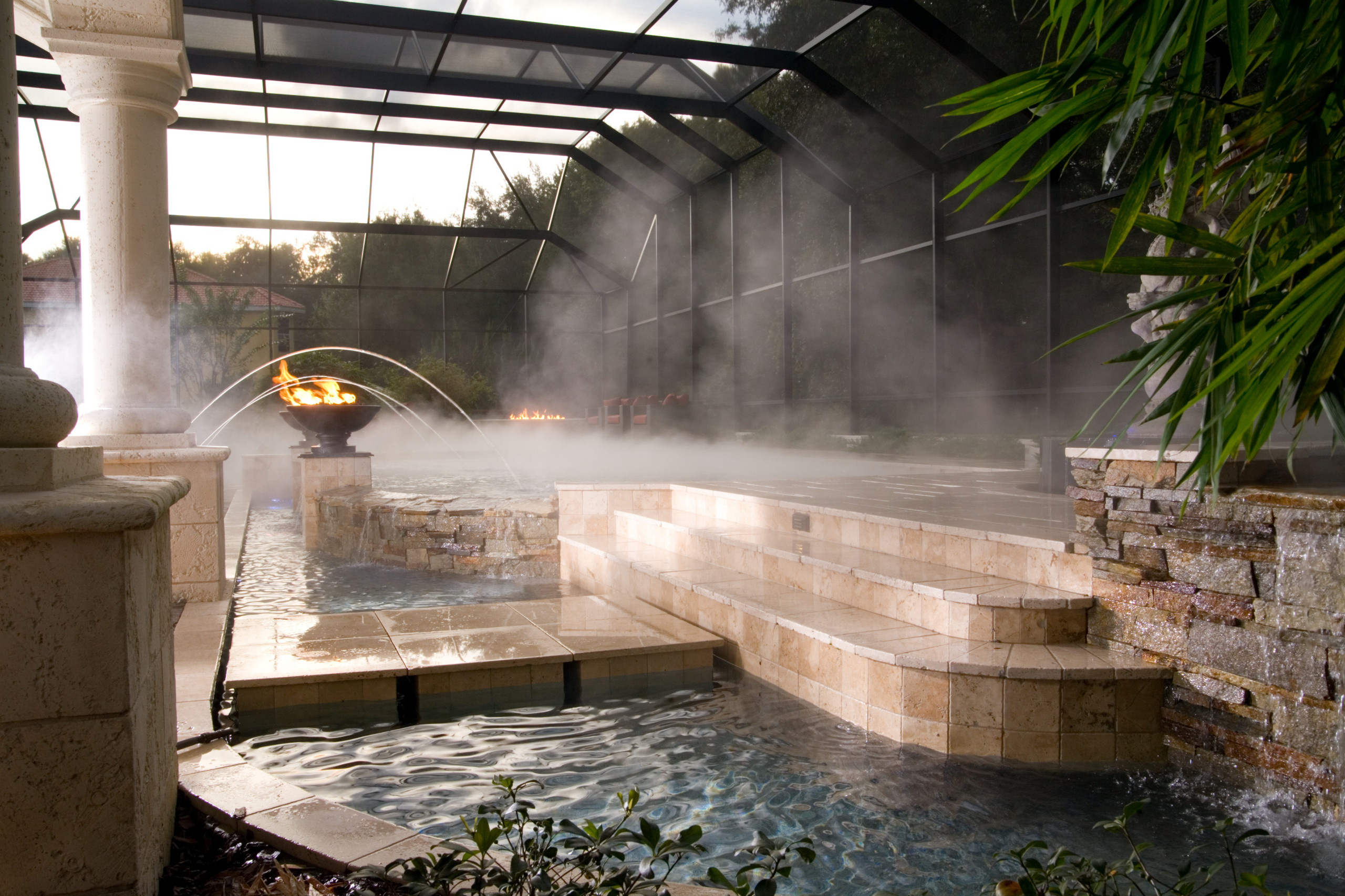 Как правильно: Организовать туман в саду