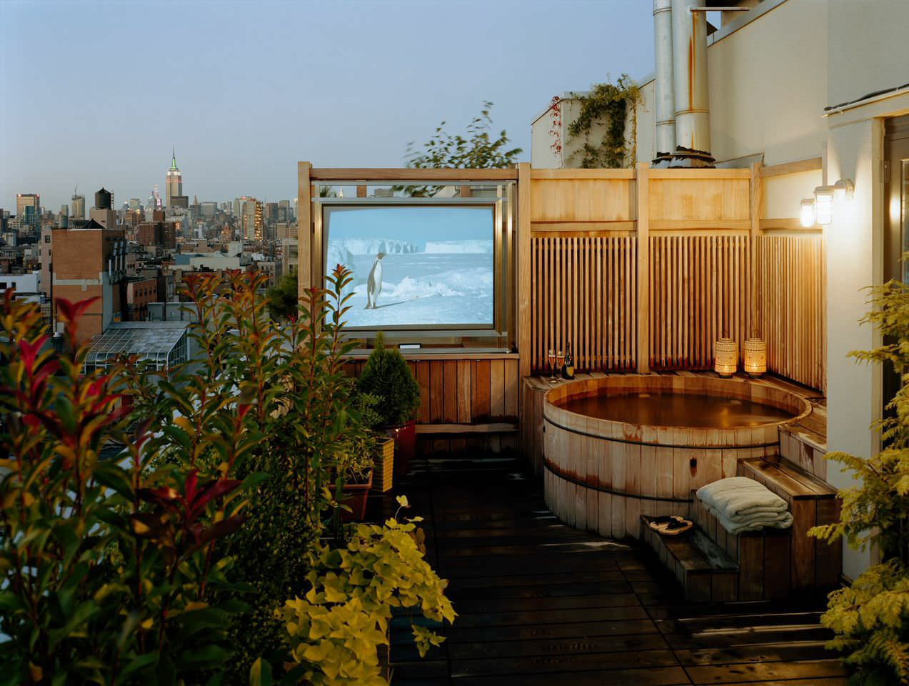 Фотоохота: 81 идея обустройства крыши на летний период