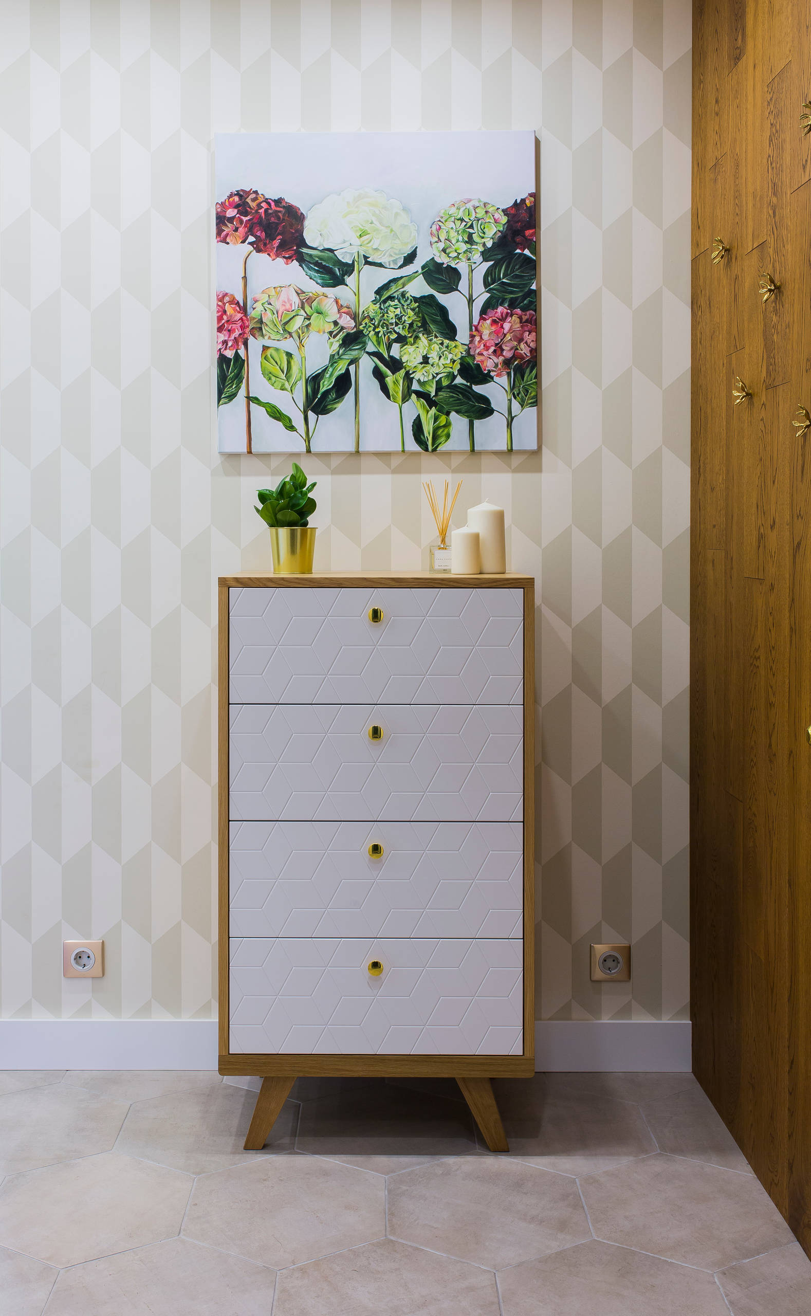 Houzz тур: 50 квадратных метров для семьи из четырех человек