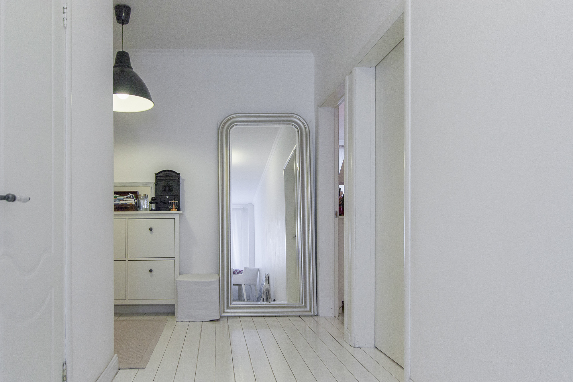 Houzz тур: Квартира с картинами и скандинавскими акцентами