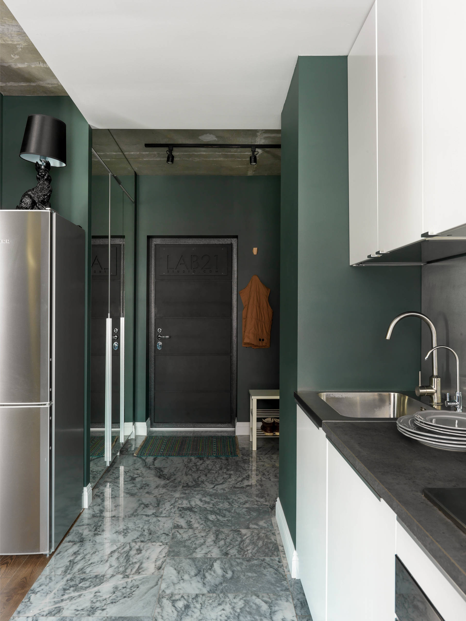 В гостях: Квартира с эпатажными обоями