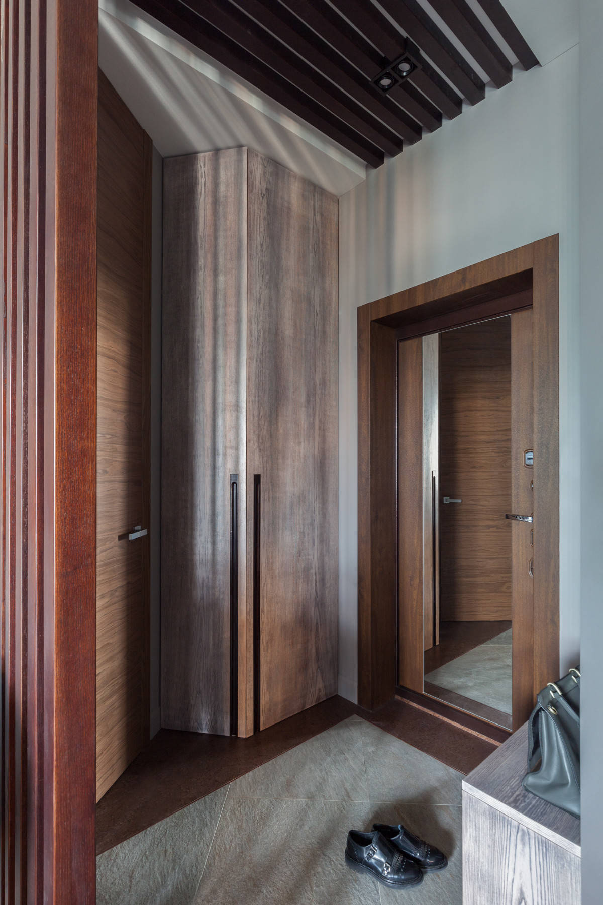 В гостях: Квартира со скошенными стенами на Речном