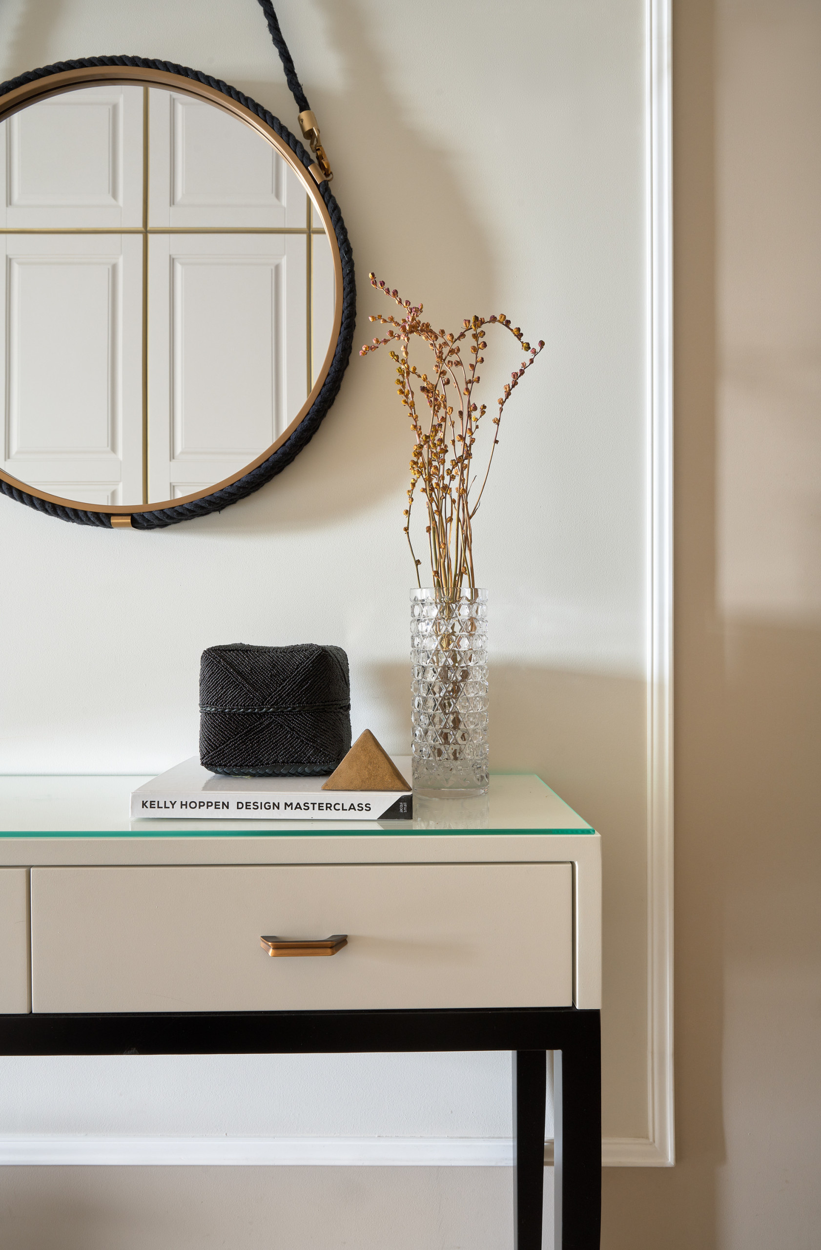 В гостях: Квартира с летящими утками и охотничьей собакой