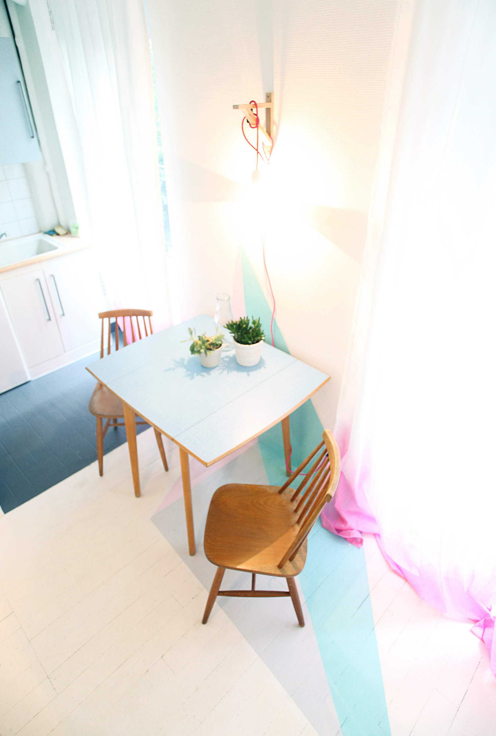 Красота под ногами: Как обновить напольное покрытие без капремонта